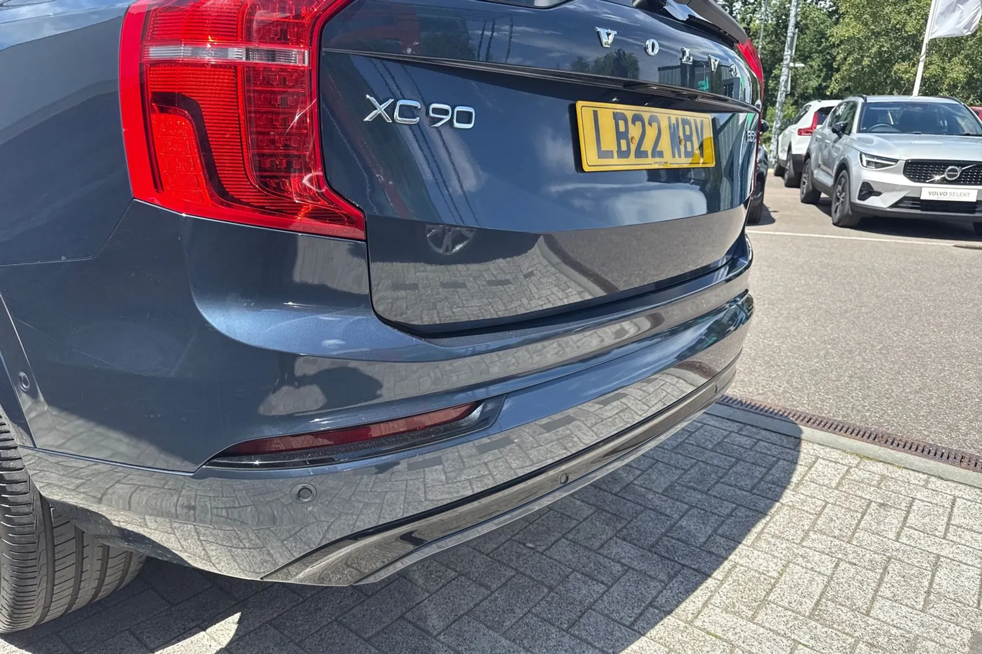 Volvo XC90 thumbnail image number 22