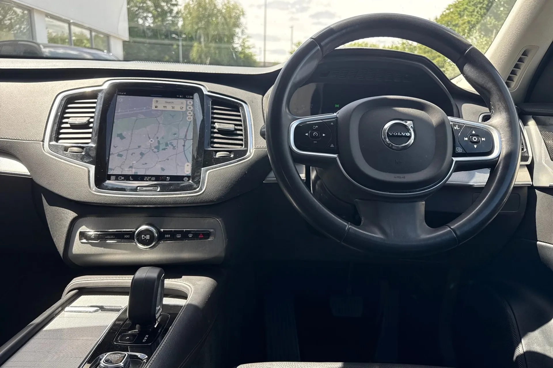 Volvo XC90 thumbnail image number 38