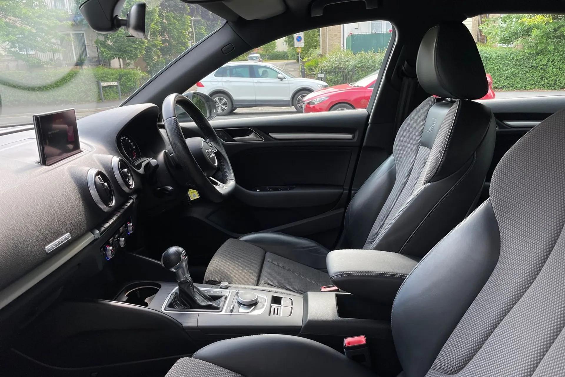 Audi A3 thumbnail image number 27
