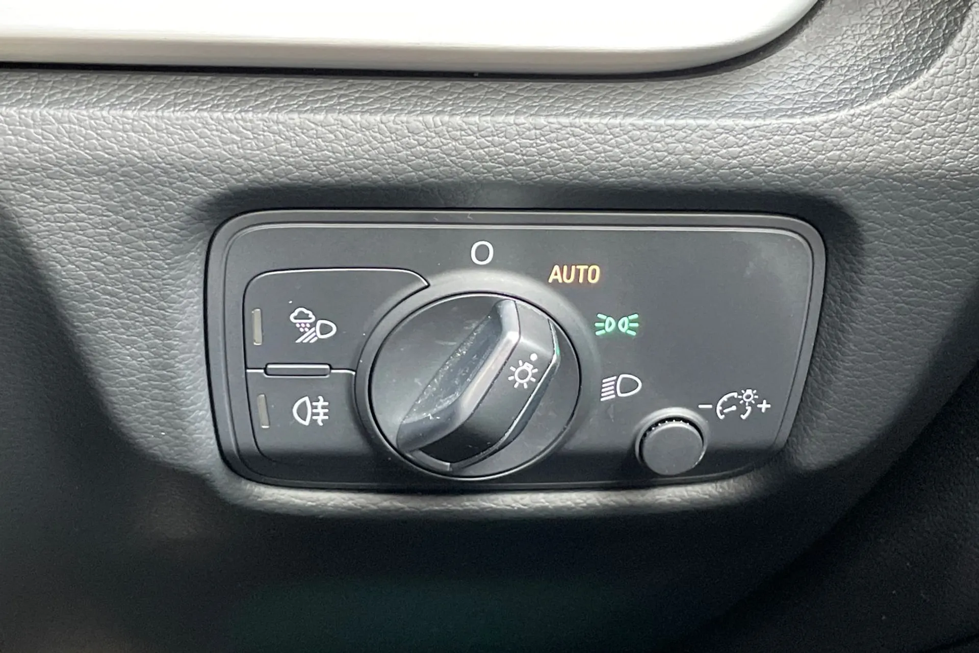 Audi A3 thumbnail image number 55