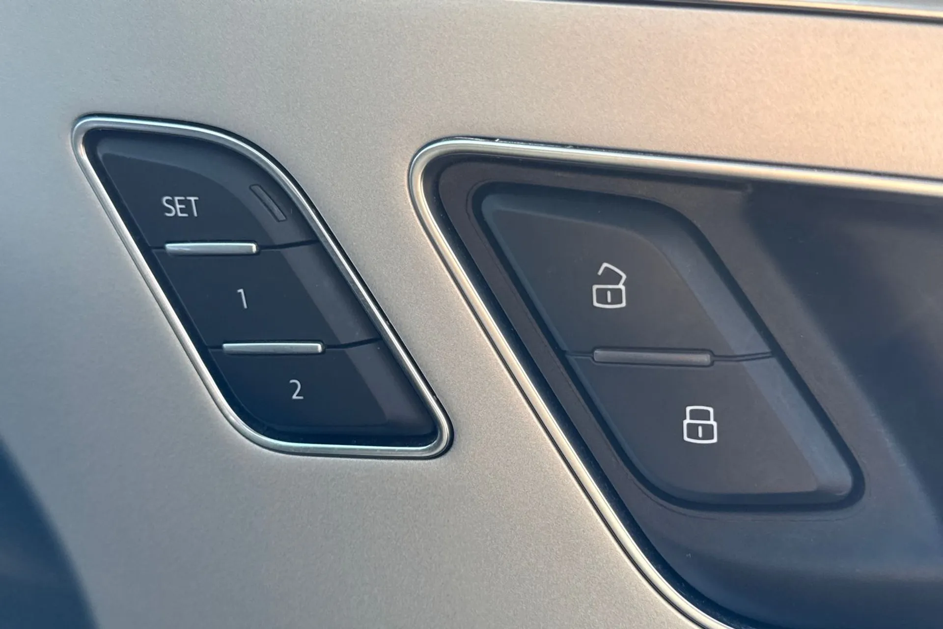 Audi Q7 thumbnail image number 17