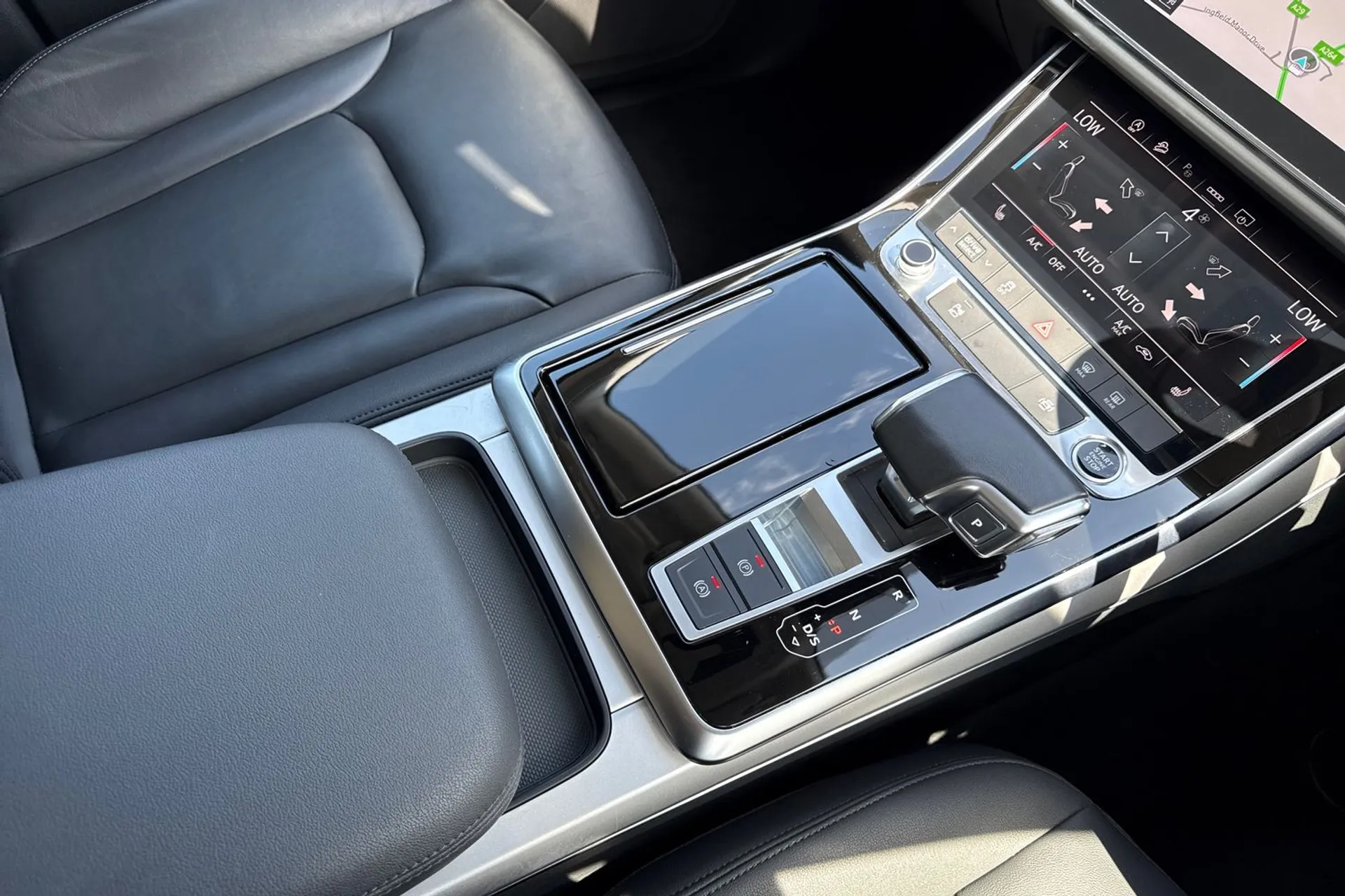 Audi Q7 thumbnail image number 38