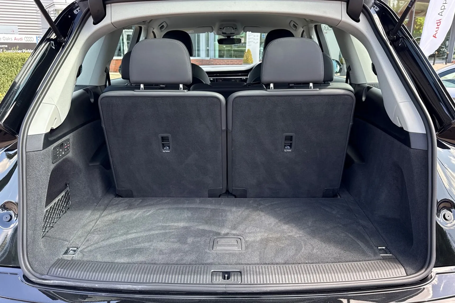 Audi Q7 thumbnail image number 34