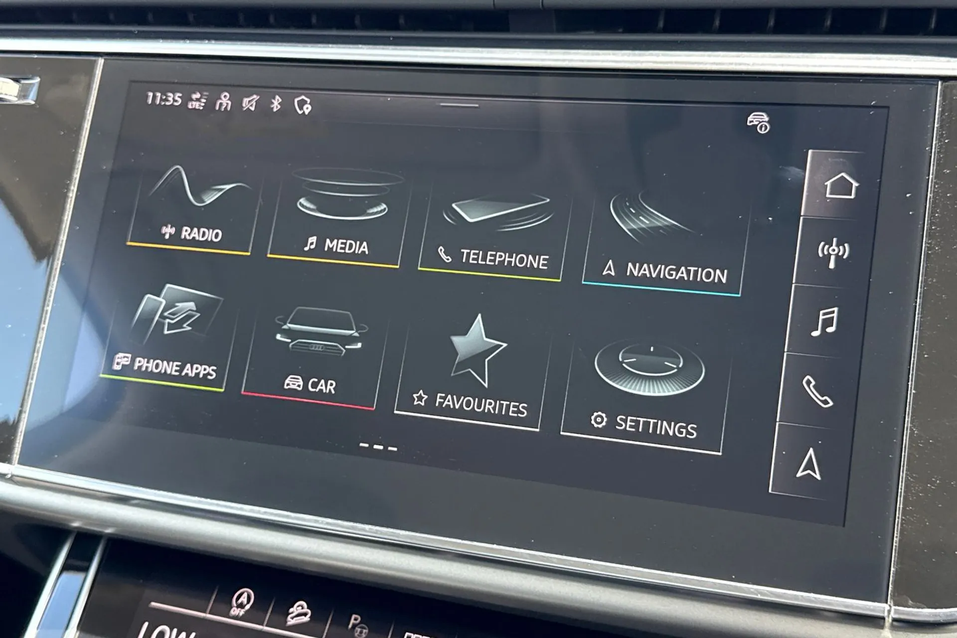 Audi Q7 thumbnail image number 14