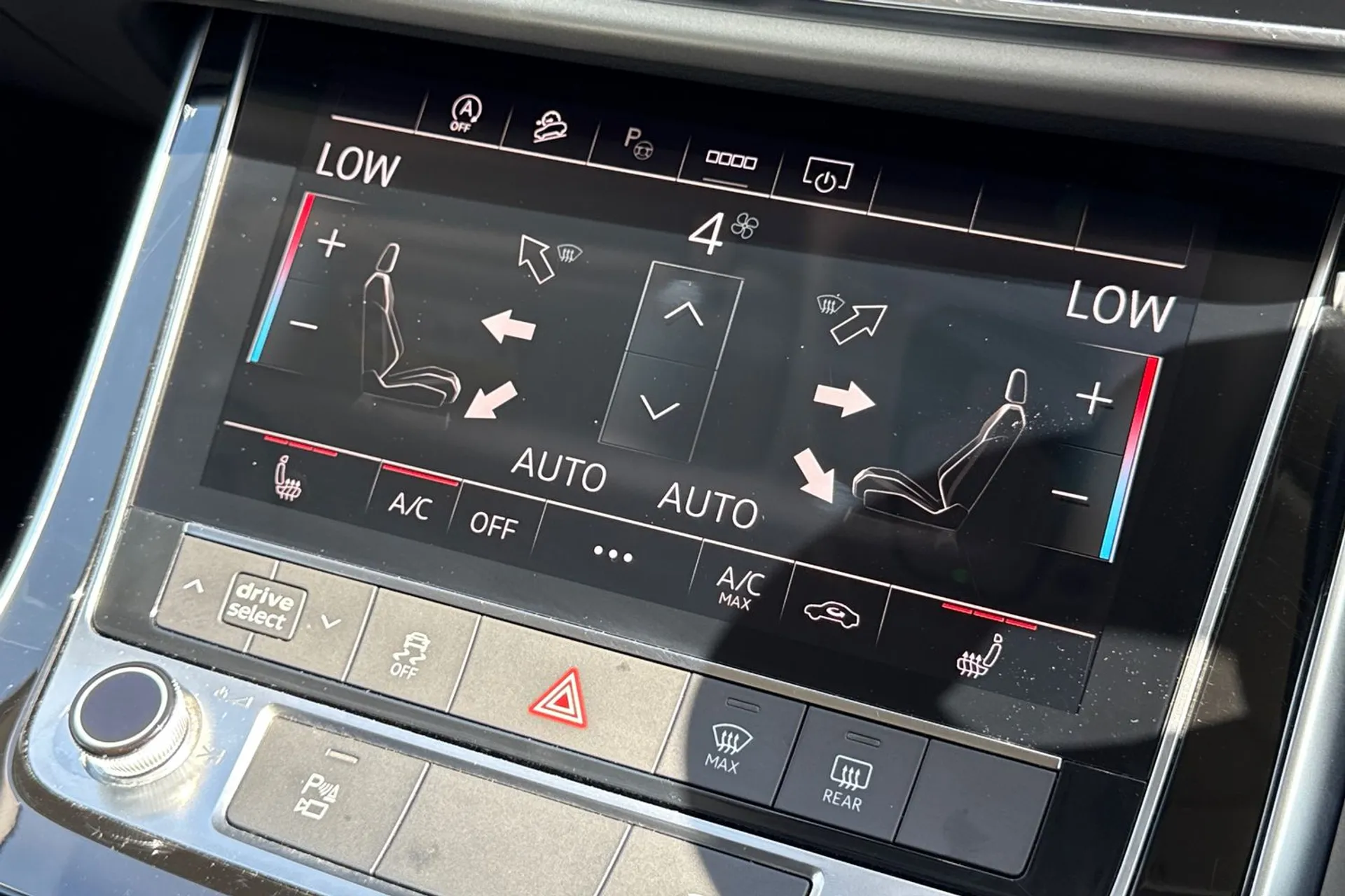 Audi Q7 thumbnail image number 16