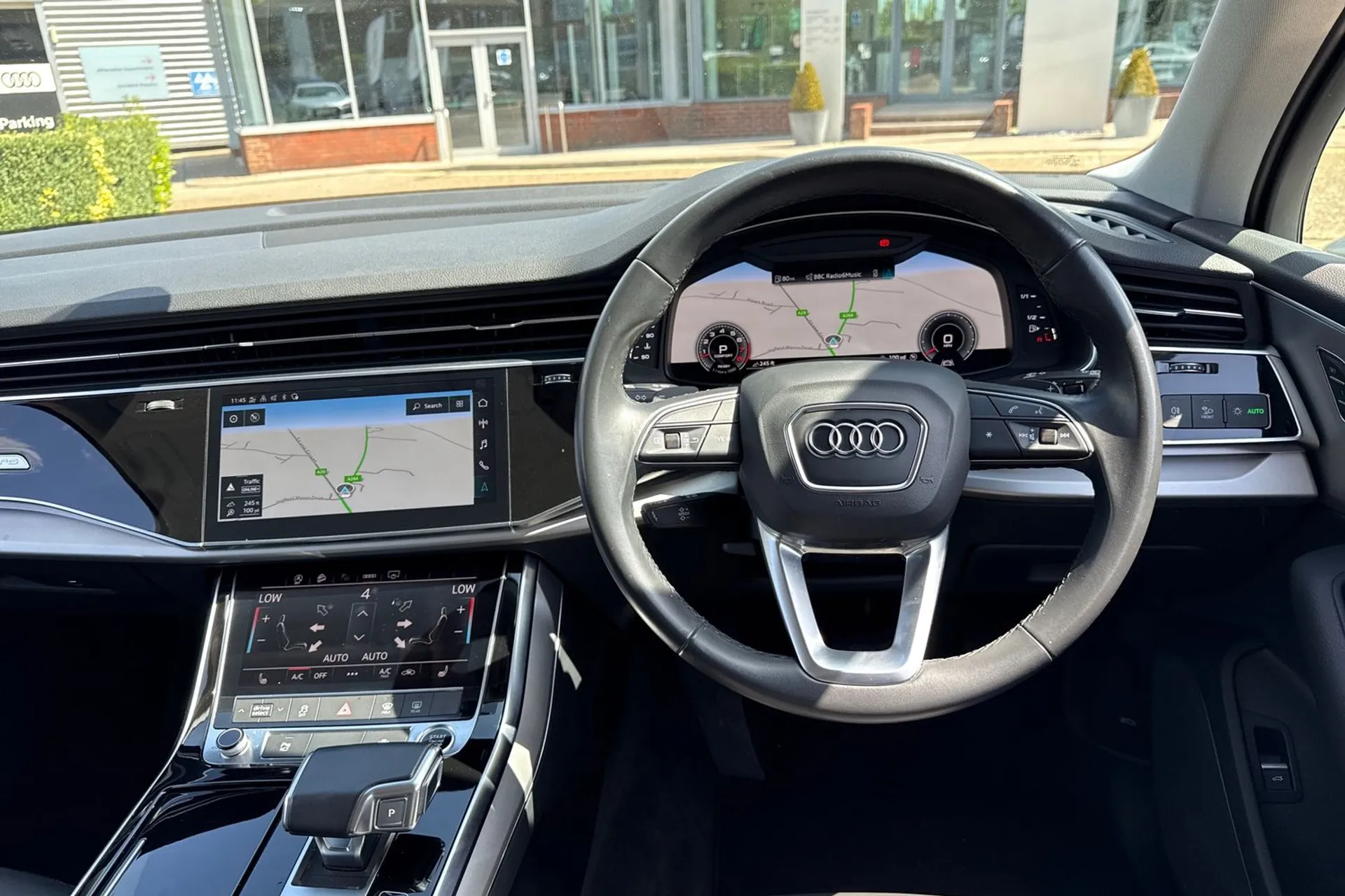 Audi Q7 thumbnail image number 40