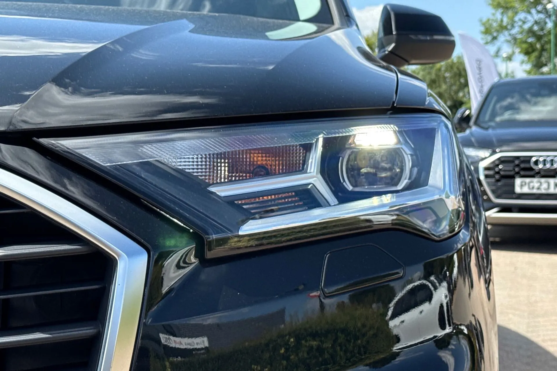 Audi Q7 thumbnail image number 51