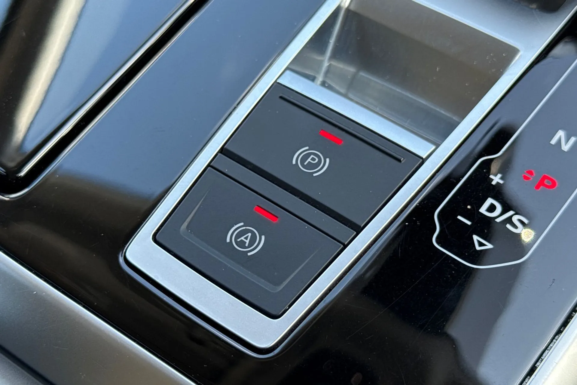 Audi Q7 thumbnail image number 39