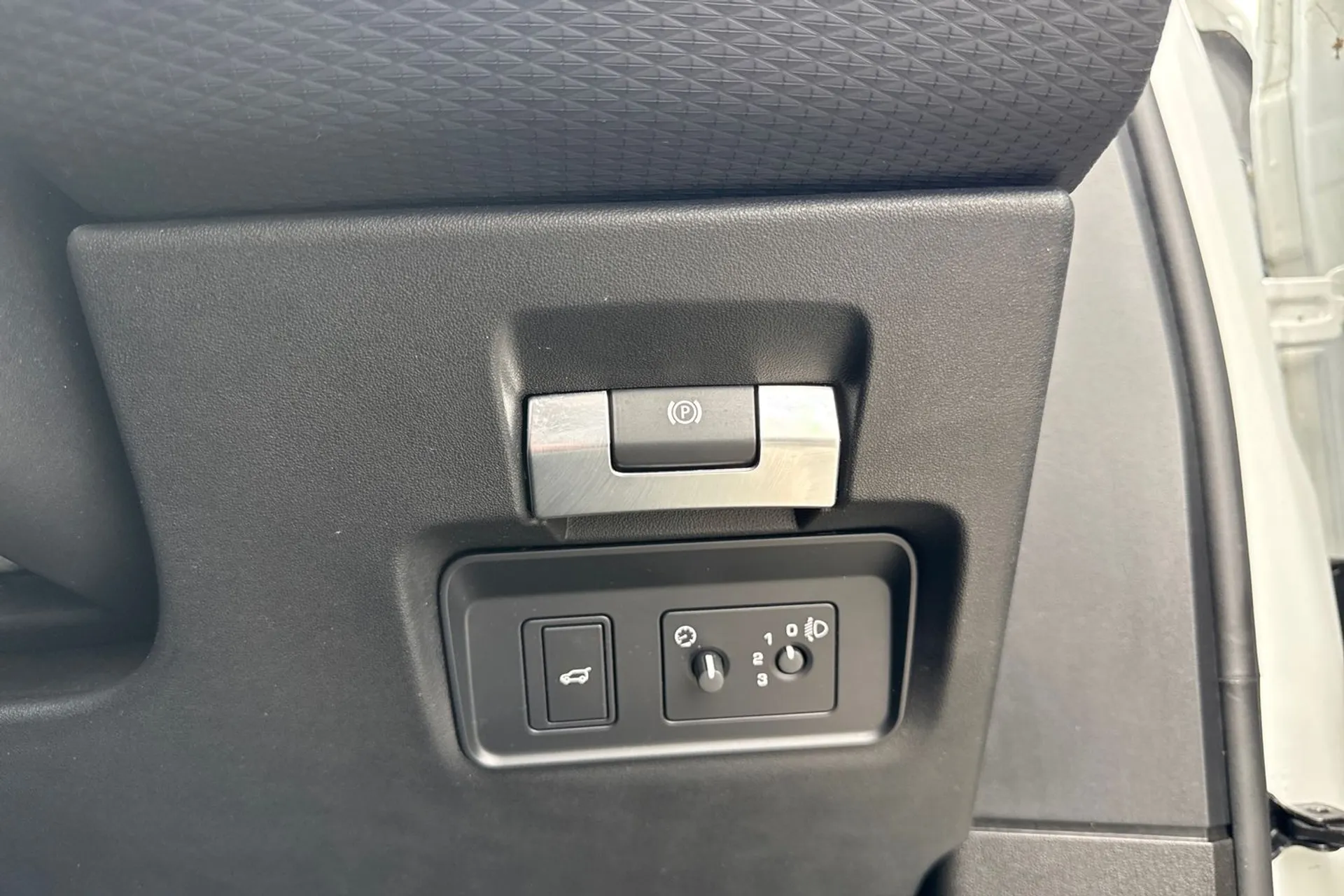 LAND ROVER RANGE ROVER EVOQUE thumbnail image number 54