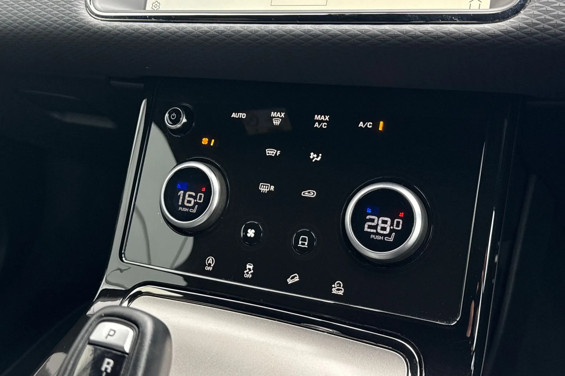 LAND ROVER RANGE ROVER EVOQUE thumbnail image number 51