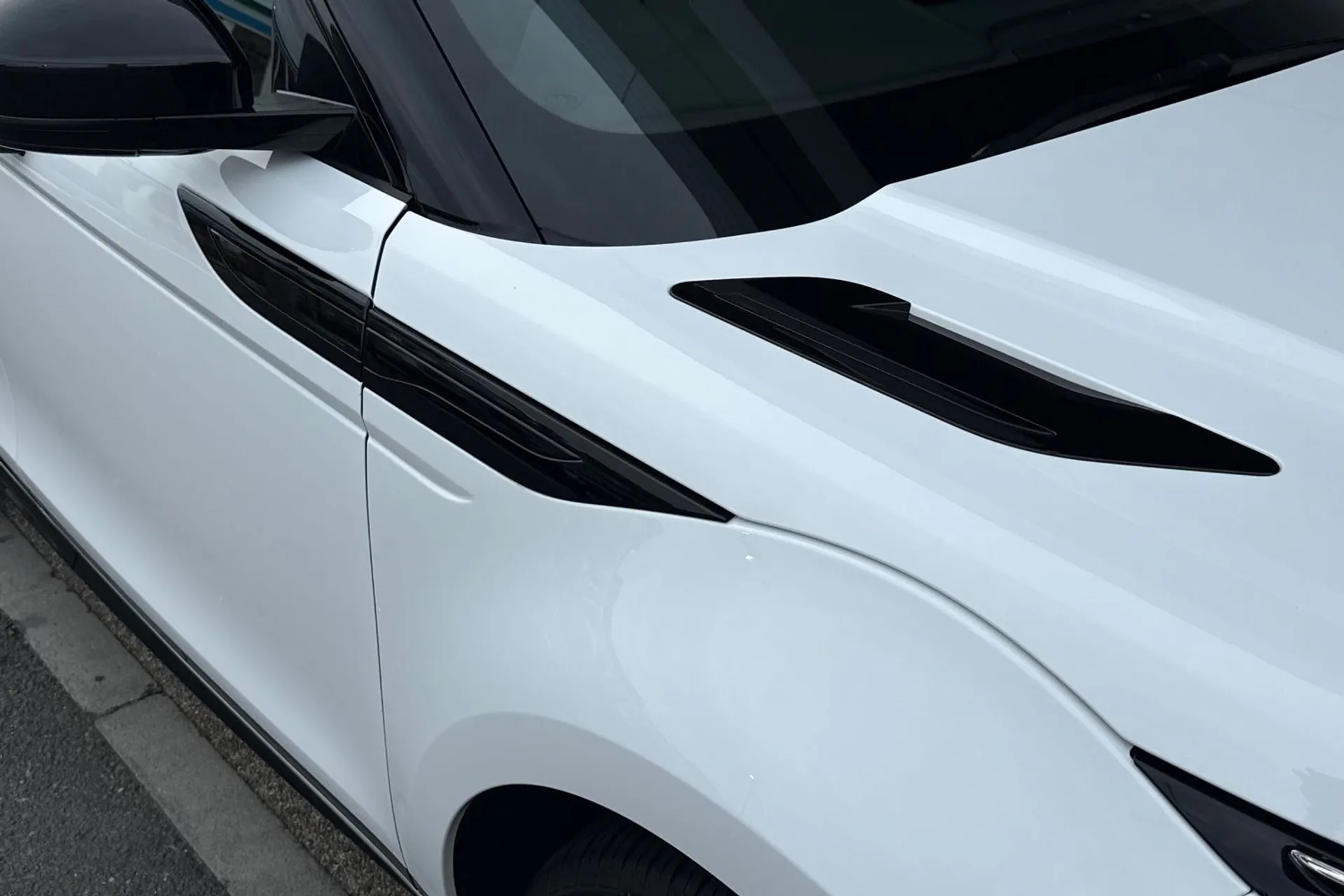 LAND ROVER RANGE ROVER EVOQUE thumbnail image number 21