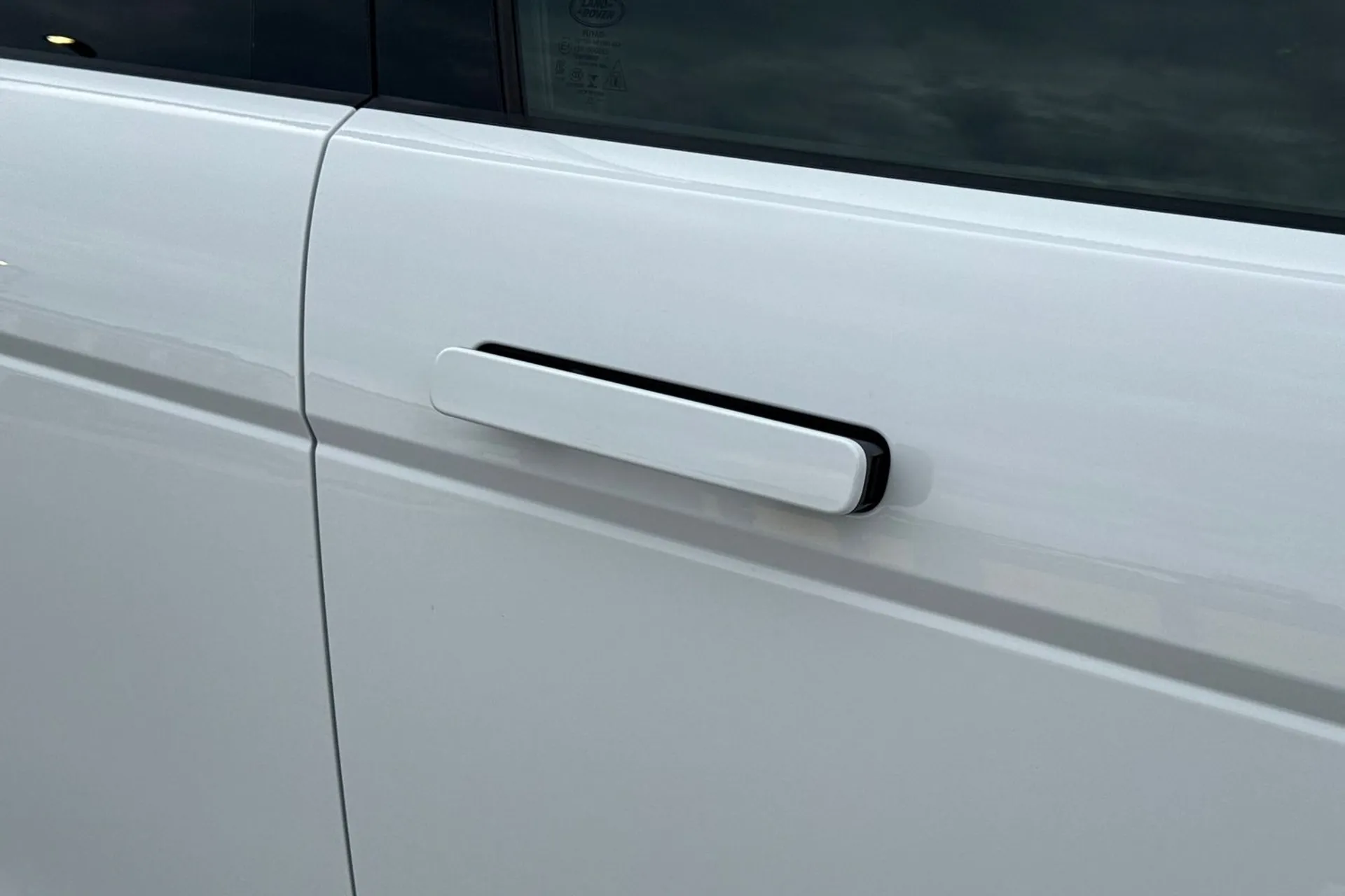 LAND ROVER RANGE ROVER EVOQUE thumbnail image number 30