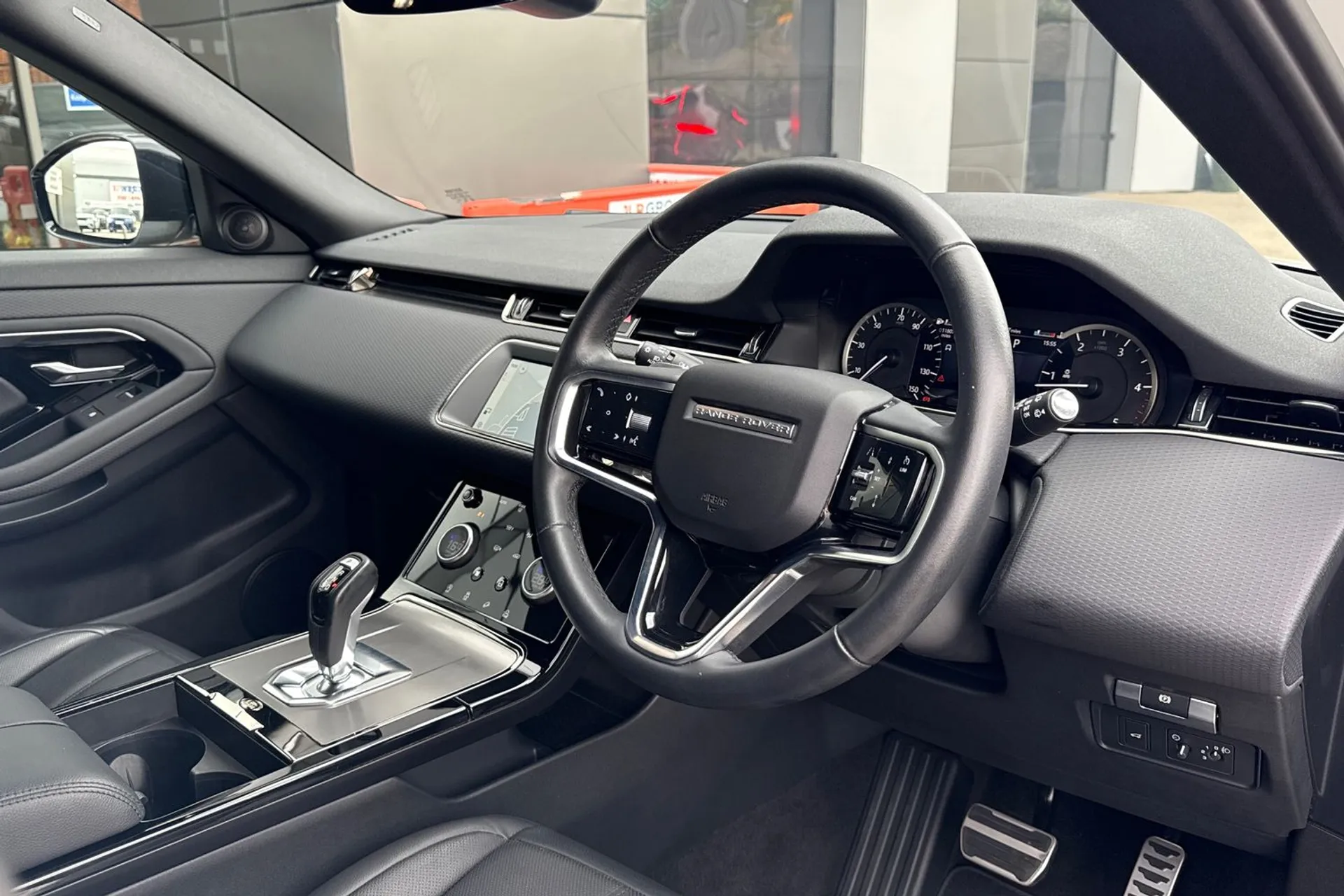 LAND ROVER RANGE ROVER EVOQUE thumbnail image number 15