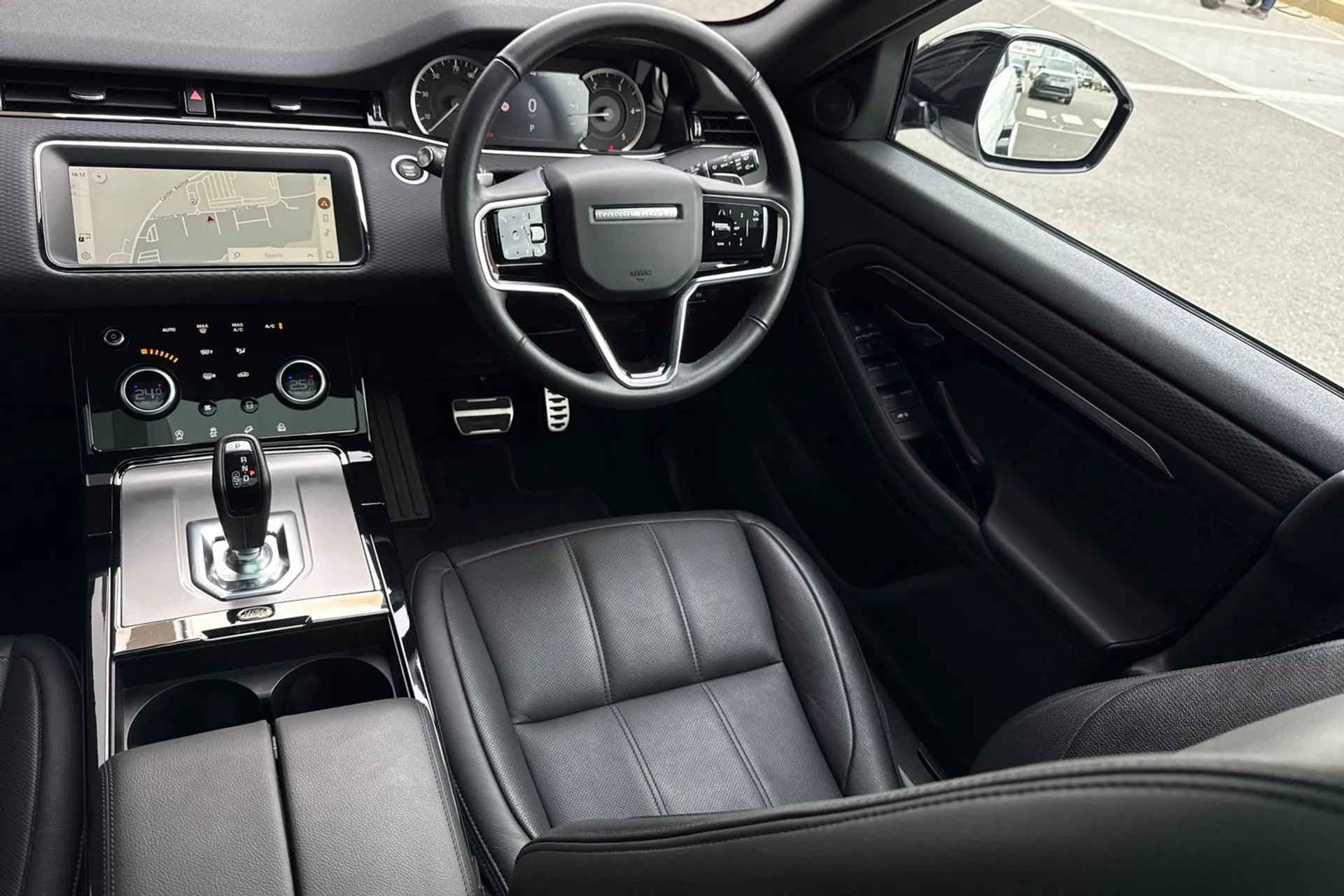 LAND ROVER RANGE ROVER EVOQUE thumbnail image number 43