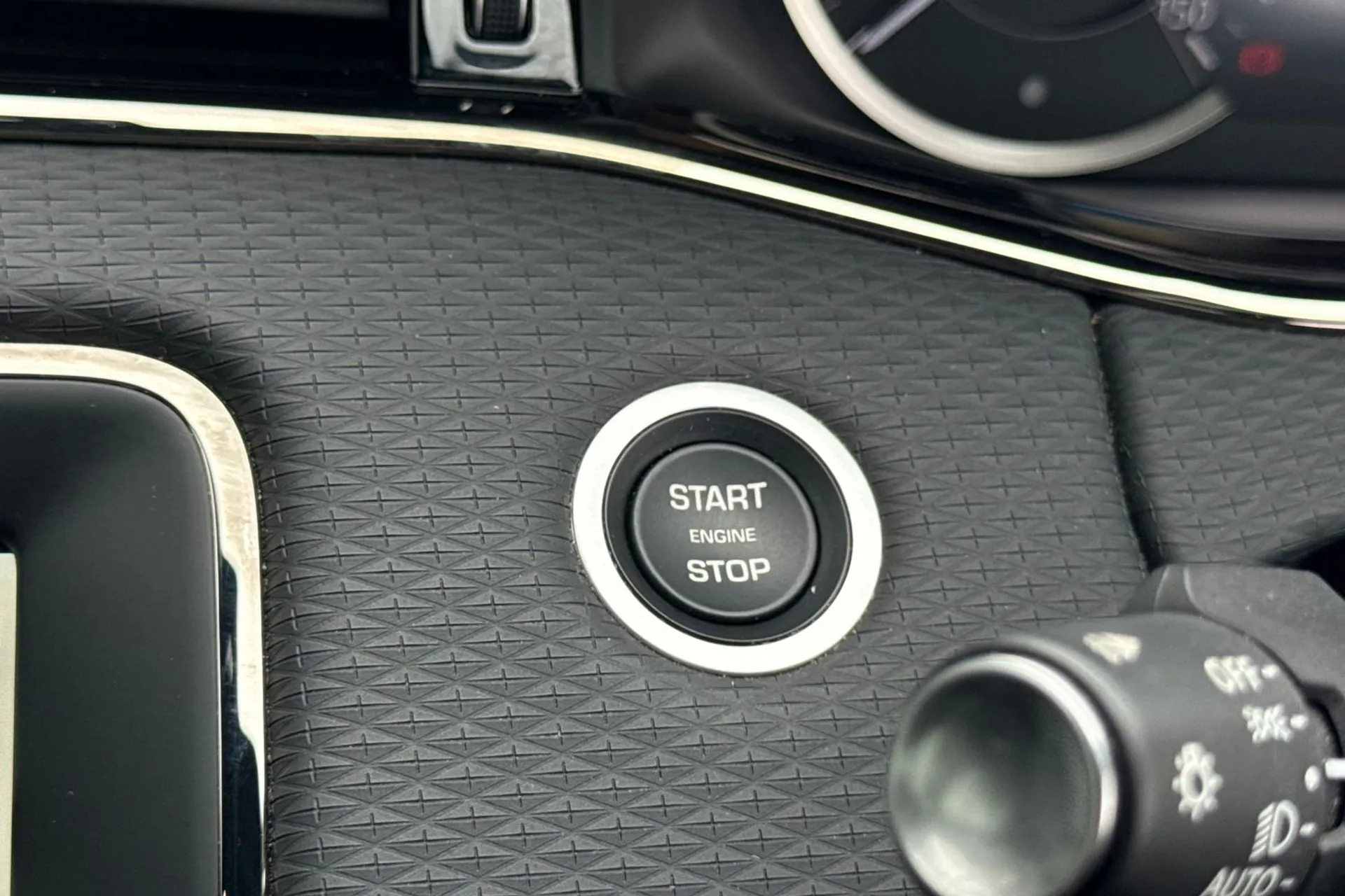 LAND ROVER RANGE ROVER EVOQUE thumbnail image number 55