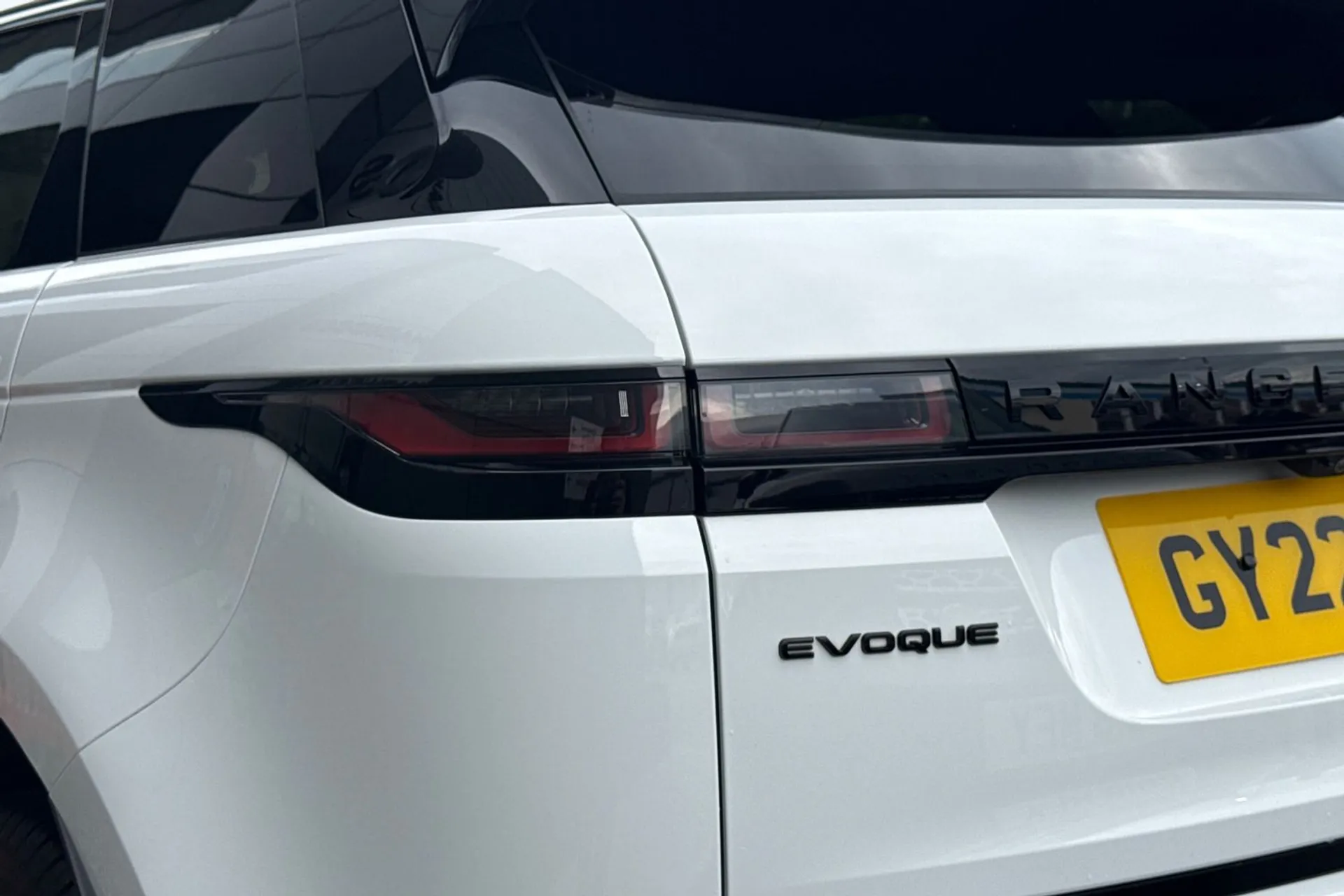 LAND ROVER RANGE ROVER EVOQUE thumbnail image number 45