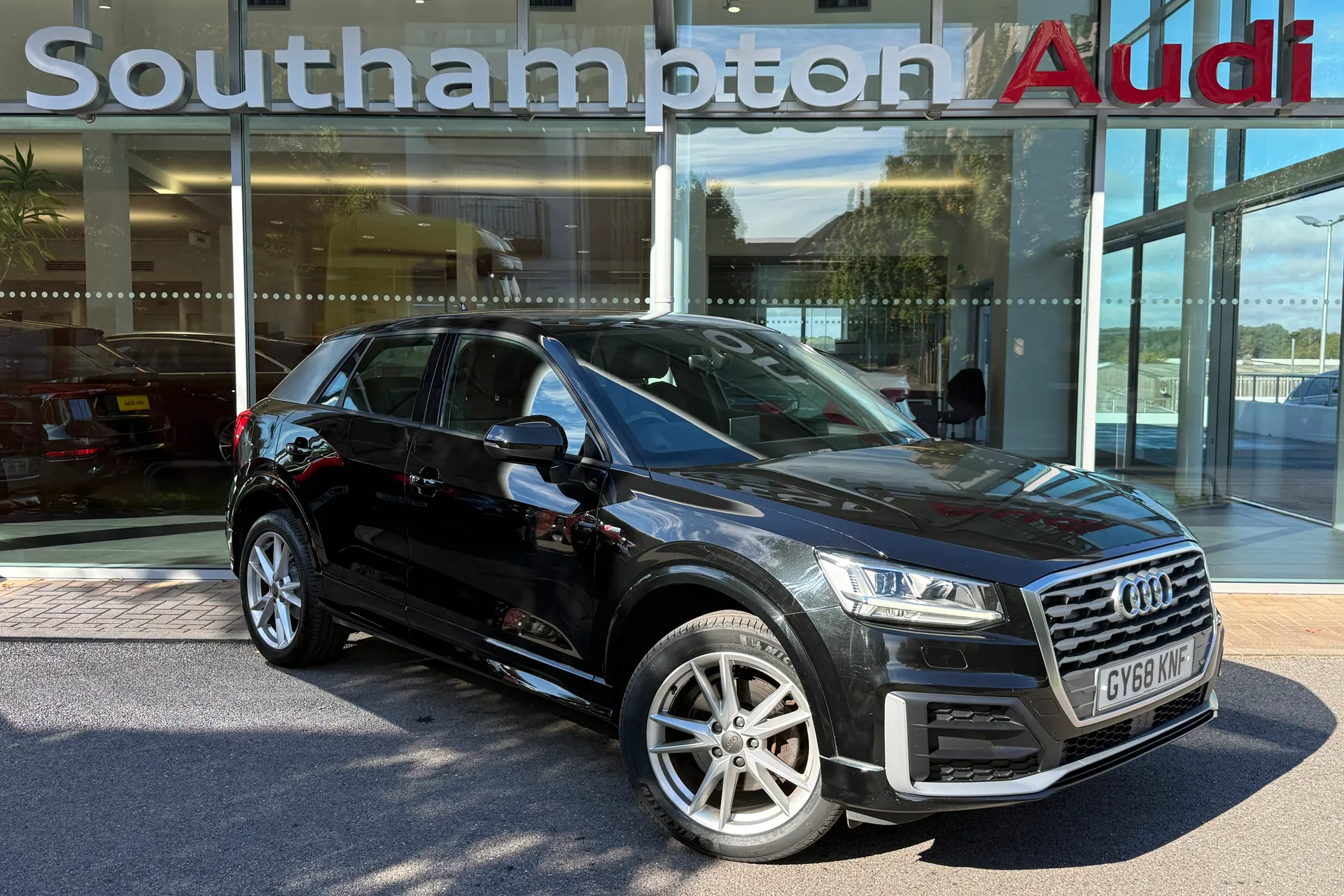 Audi Q2 thumbnail image number 54