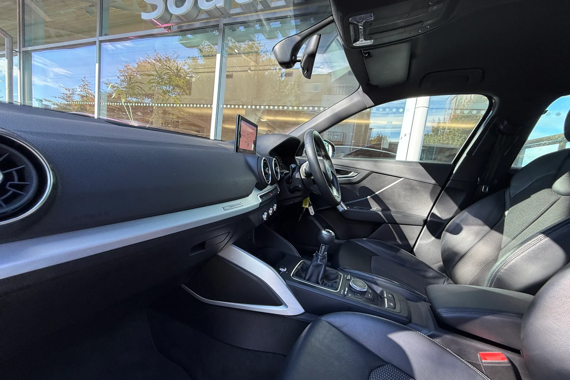 Audi Q2 thumbnail image number 46