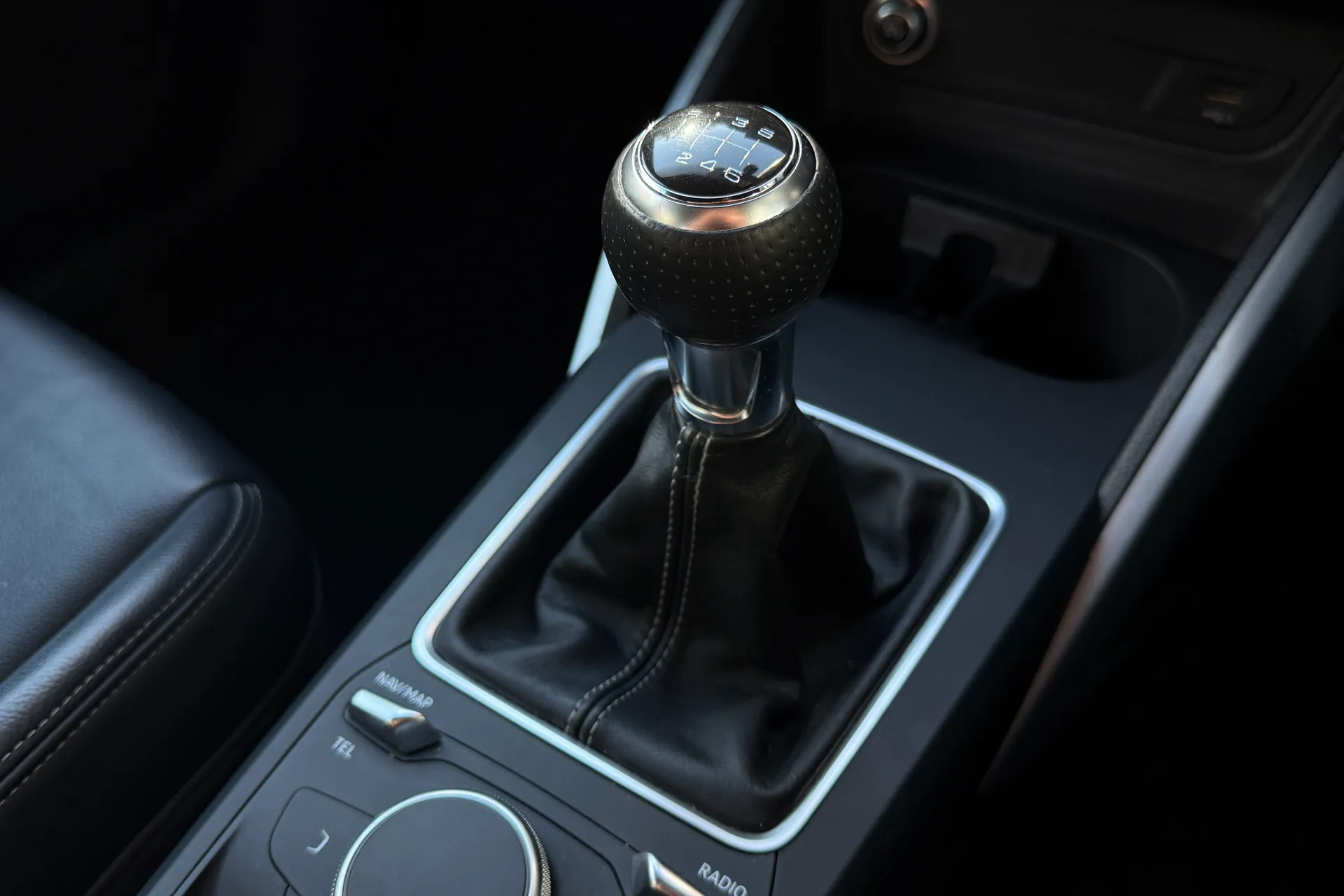 Audi Q2 thumbnail image number 20