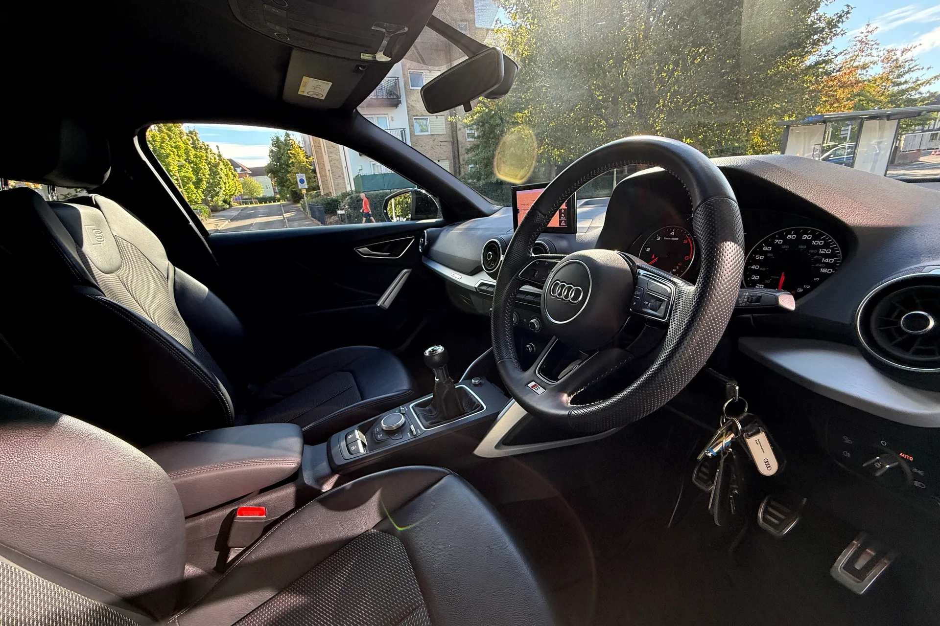 Audi Q2 thumbnail image number 26