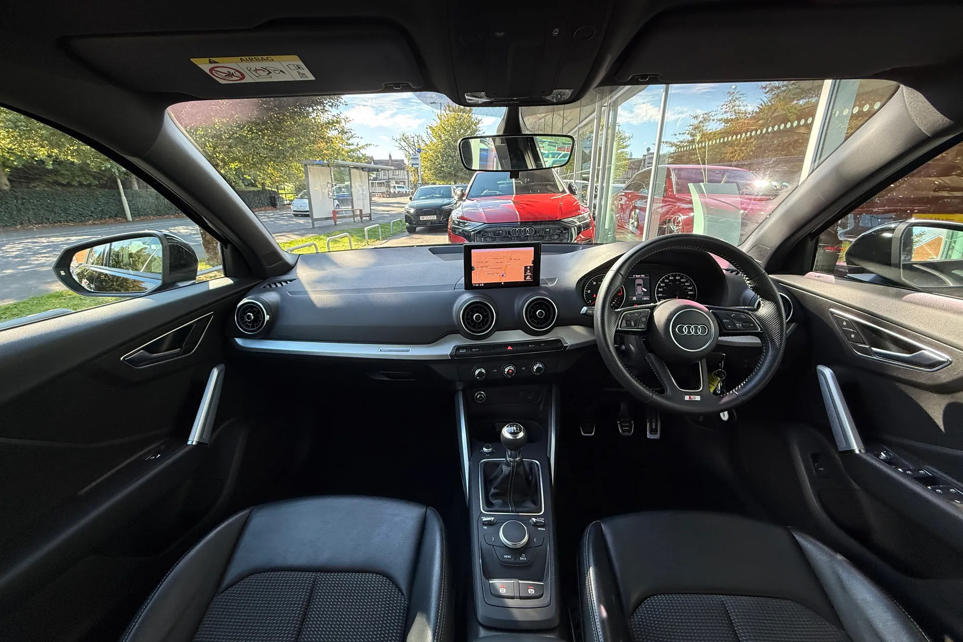 Audi Q2 thumbnail image number 3