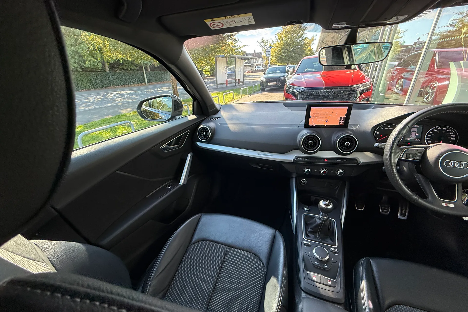 Audi Q2 thumbnail image number 36