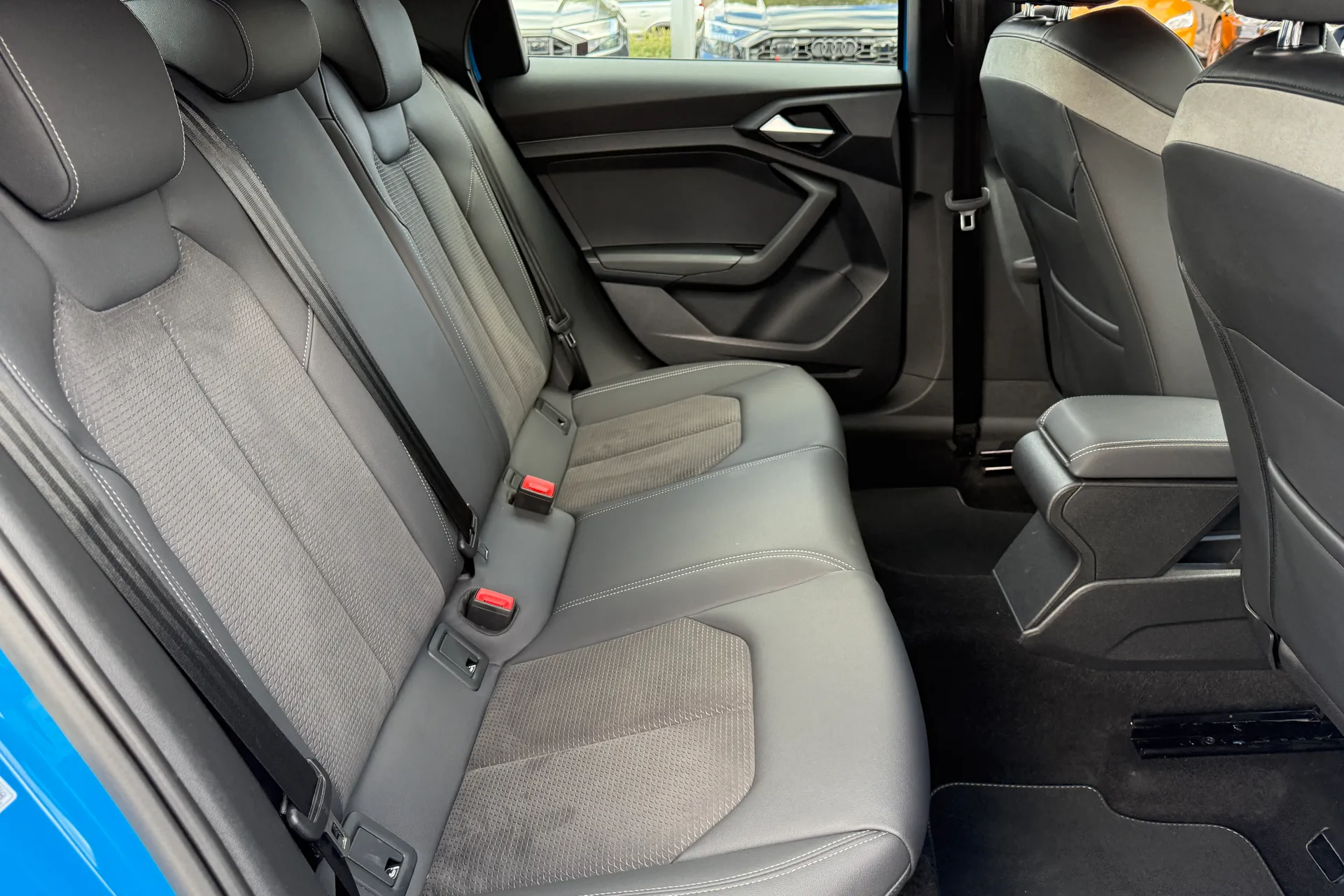 Audi A1 thumbnail image number 43