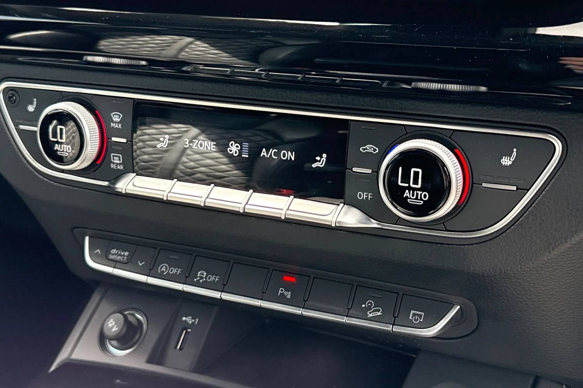 Audi Q5 thumbnail image number 39
