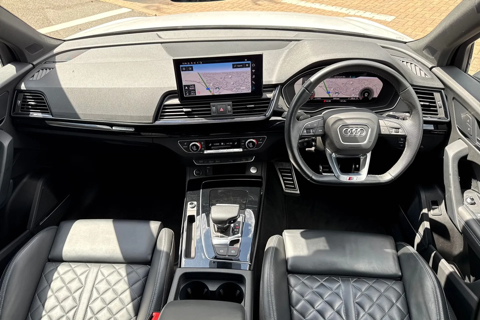 Audi Q5 thumbnail image number 32
