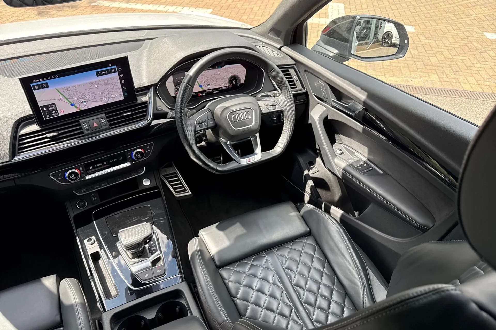 Audi Q5 thumbnail image number 34