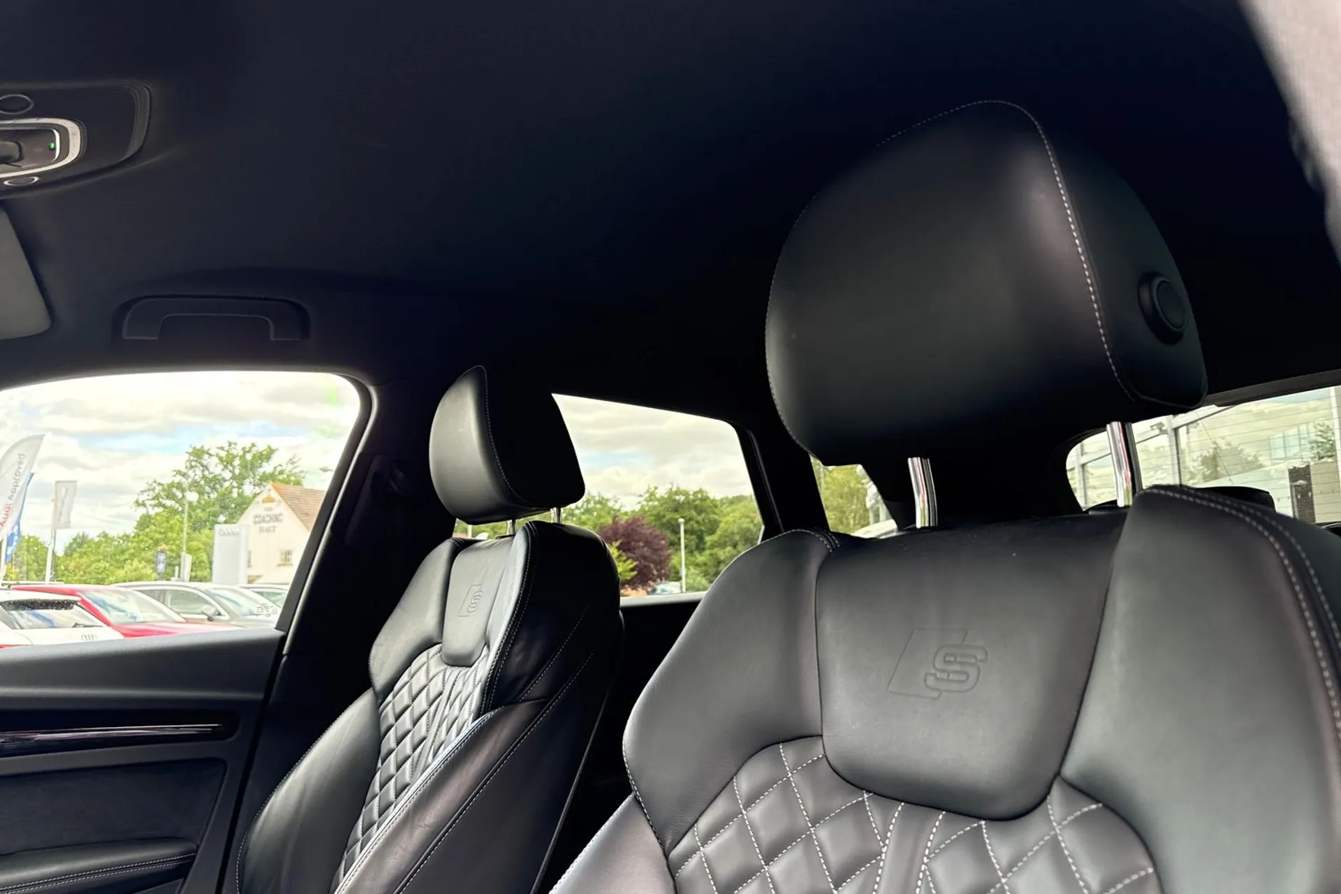Audi Q5 thumbnail image number 29