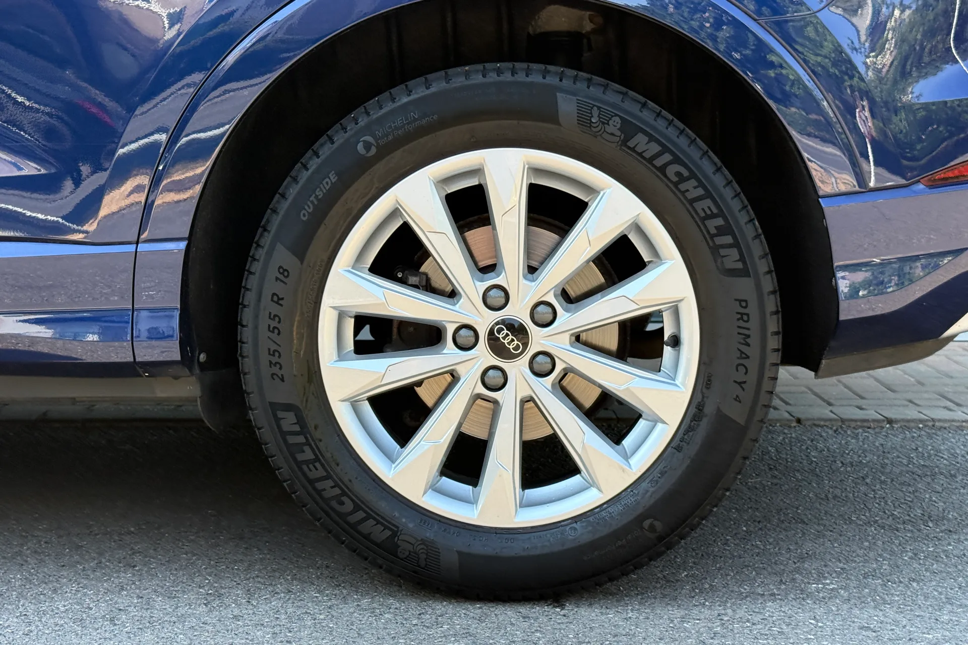 Audi Q3 thumbnail image number 5