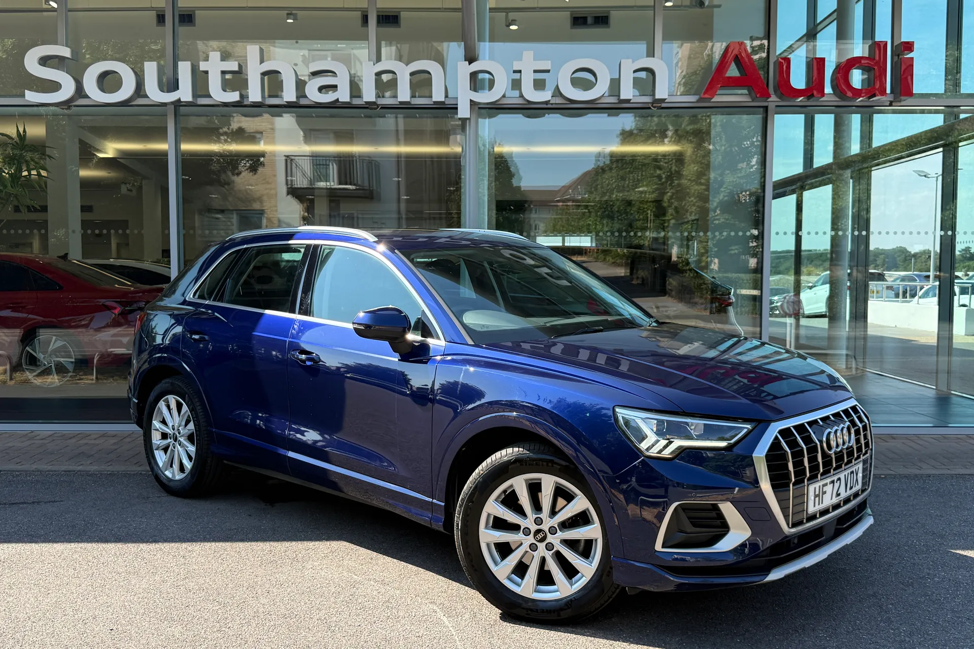 Audi Q3 thumbnail image number 55