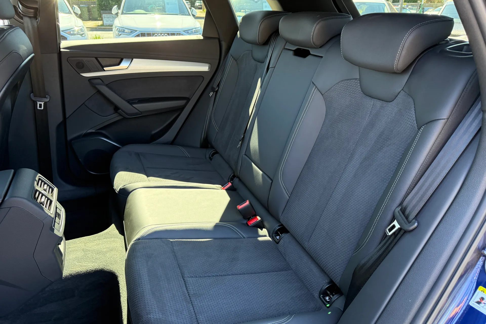 Audi Q5 thumbnail image number 39