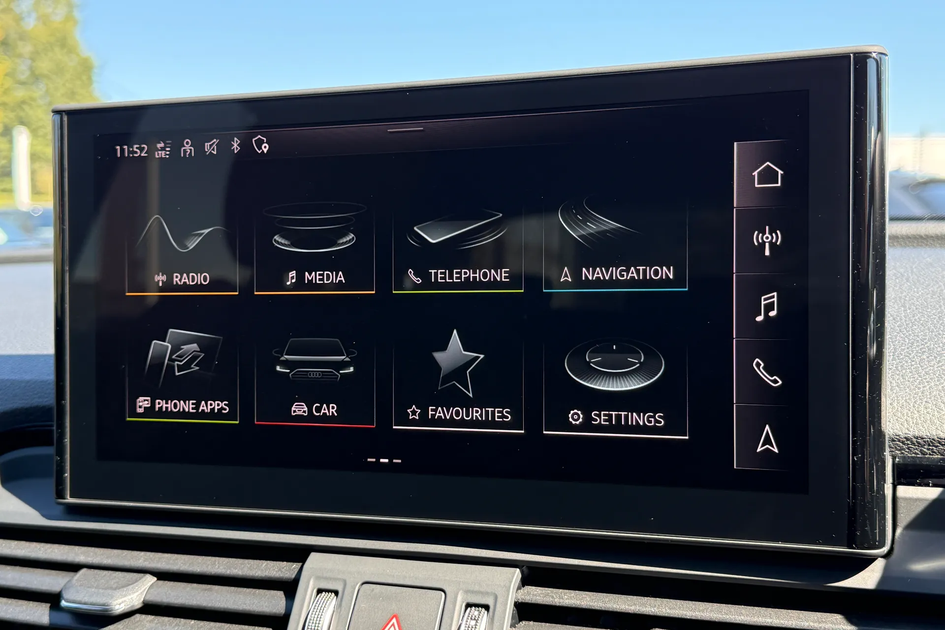 Audi Q5 thumbnail image number 11