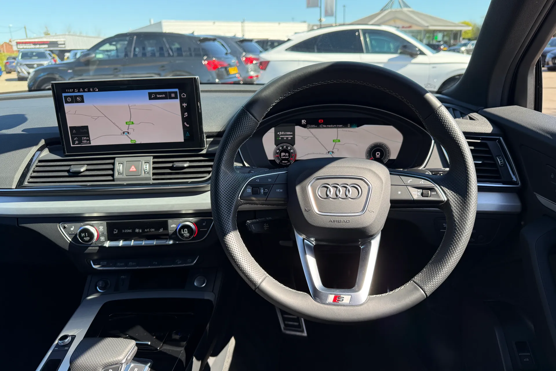 Audi Q5 thumbnail image number 6