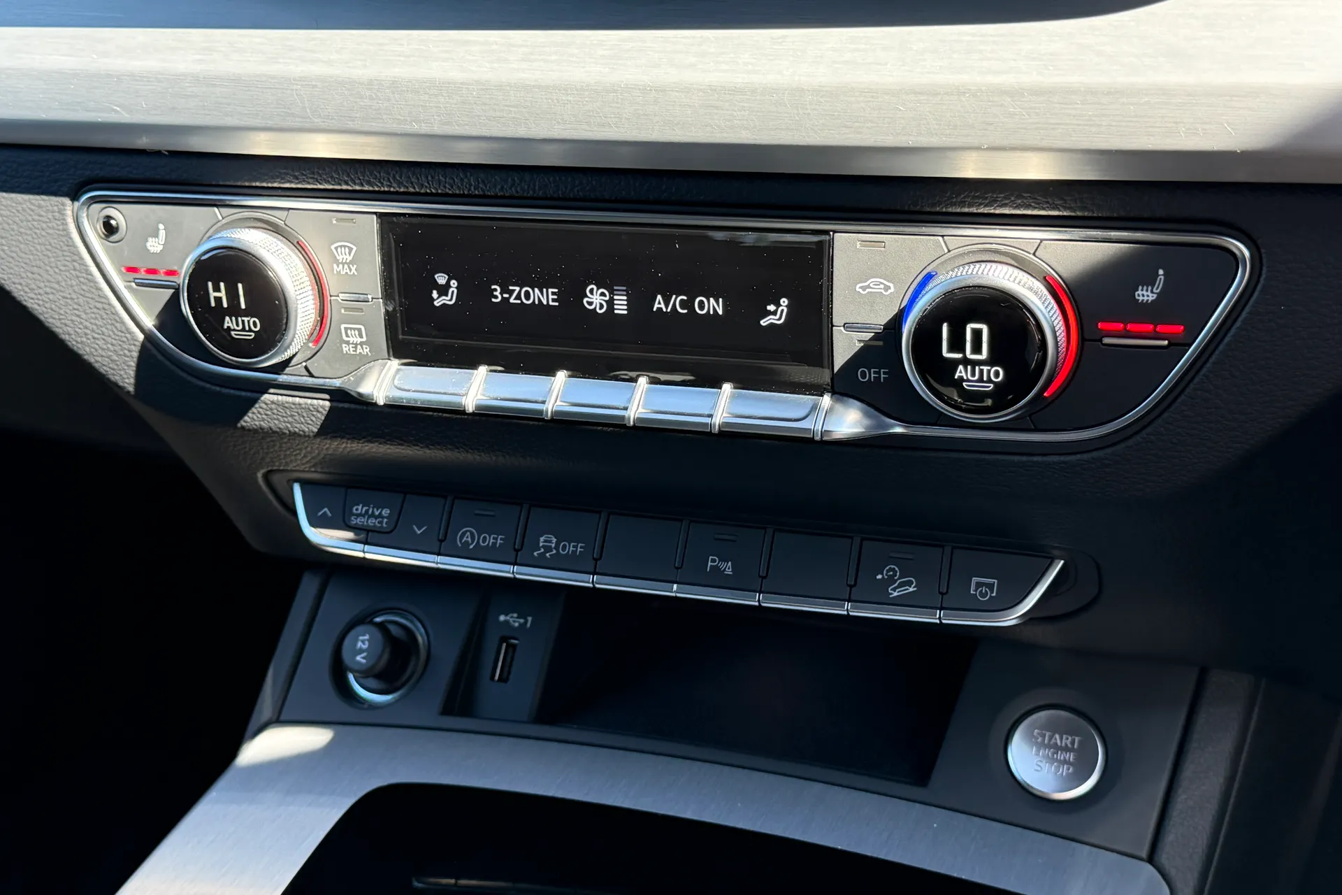 Audi Q5 thumbnail image number 13