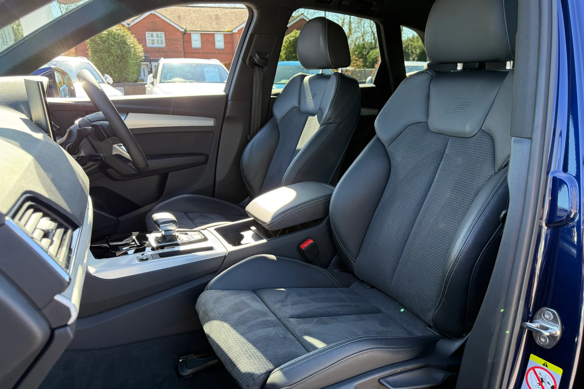 Audi Q5 thumbnail image number 26