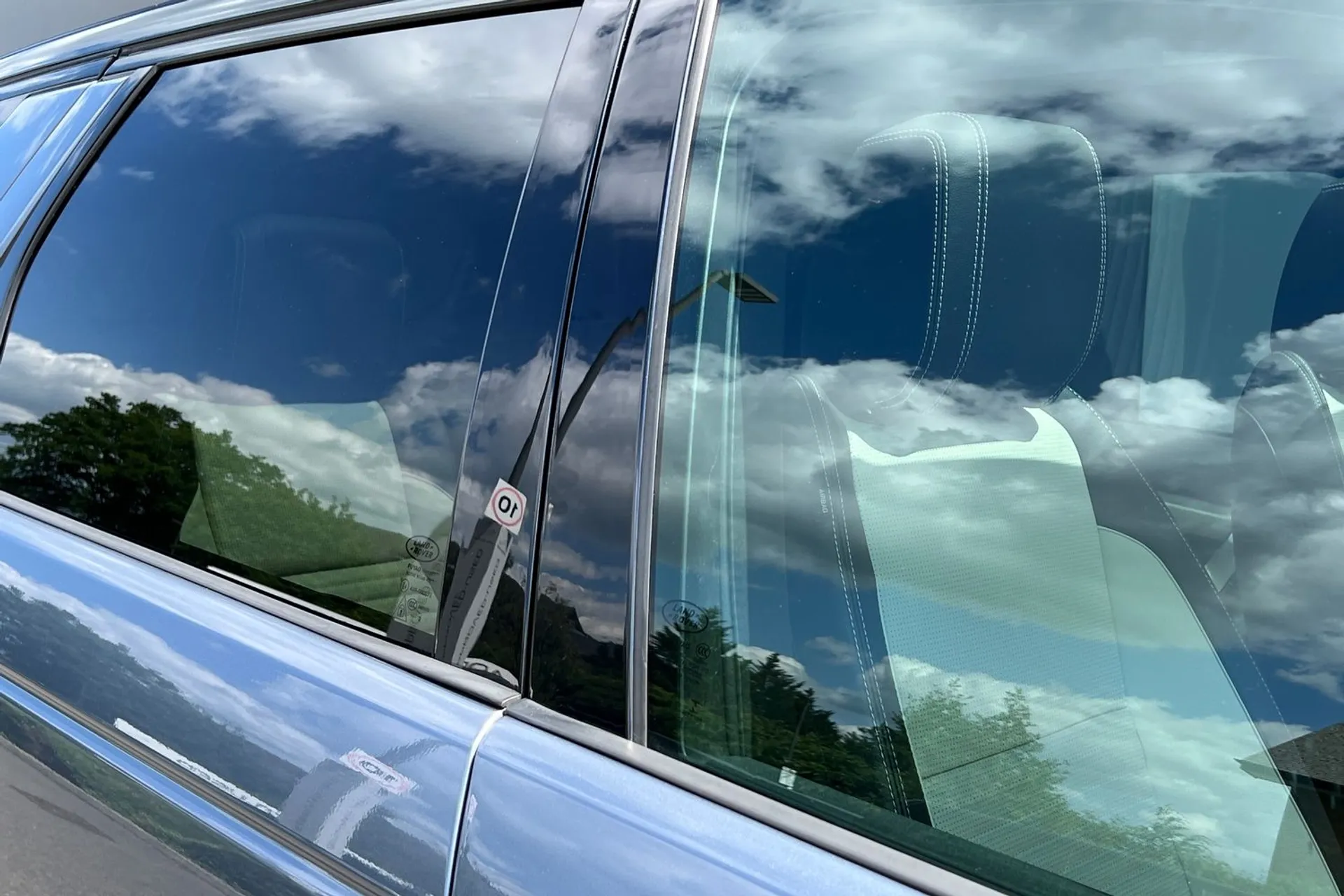 LAND ROVER DISCOVERY SPORT thumbnail image number 21