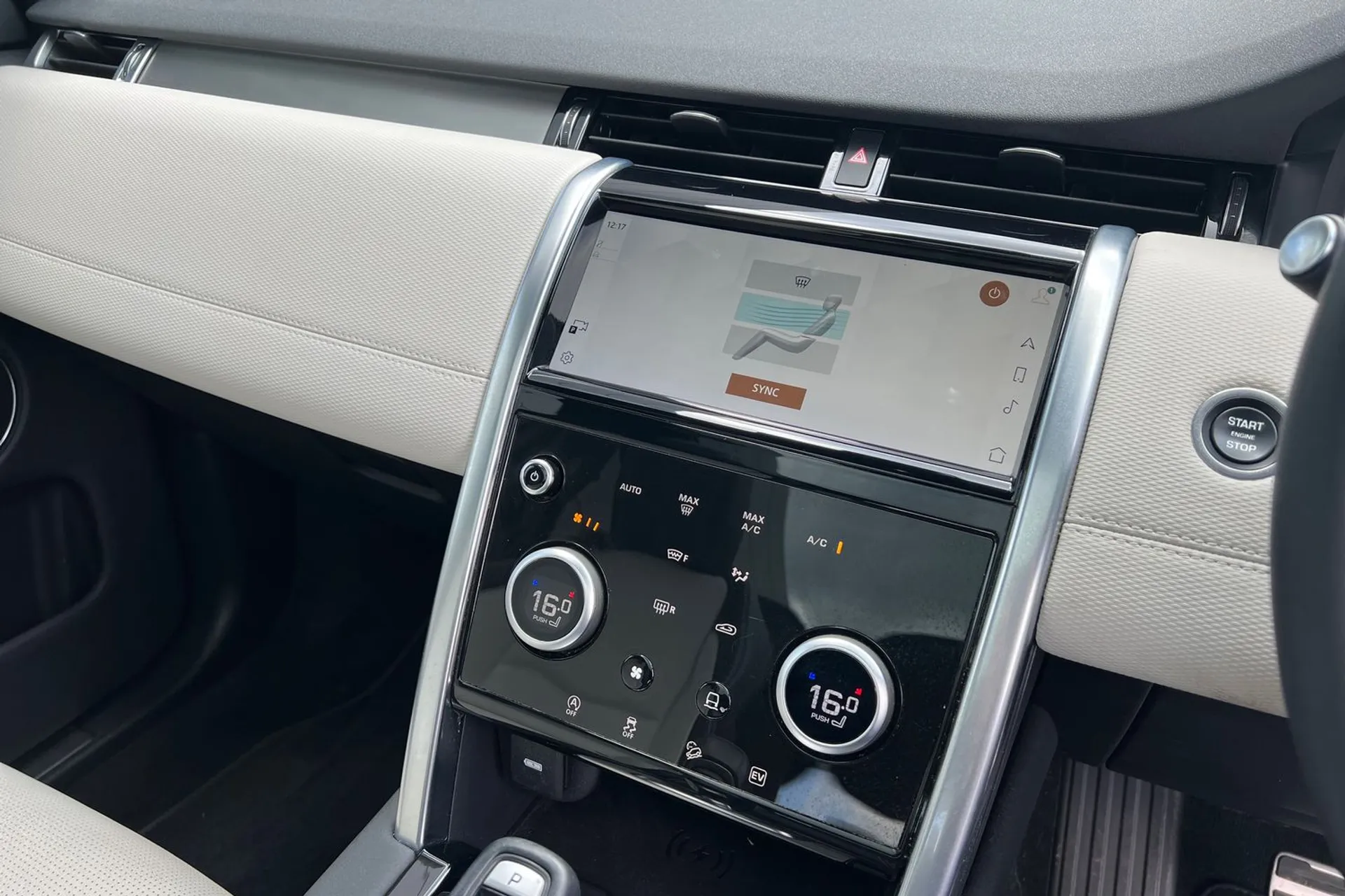 LAND ROVER DISCOVERY SPORT thumbnail image number 52