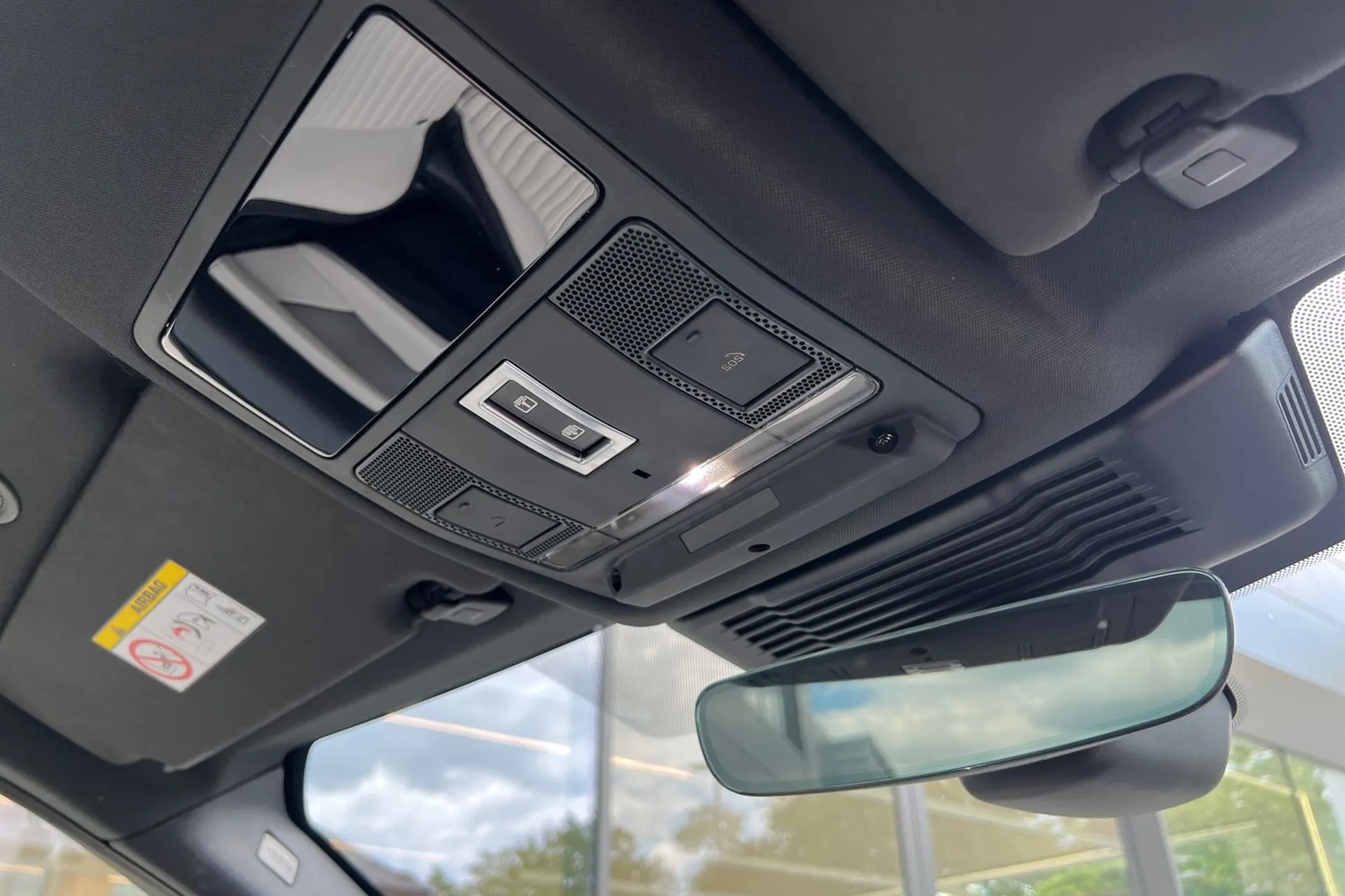 LAND ROVER DISCOVERY SPORT thumbnail image number 43
