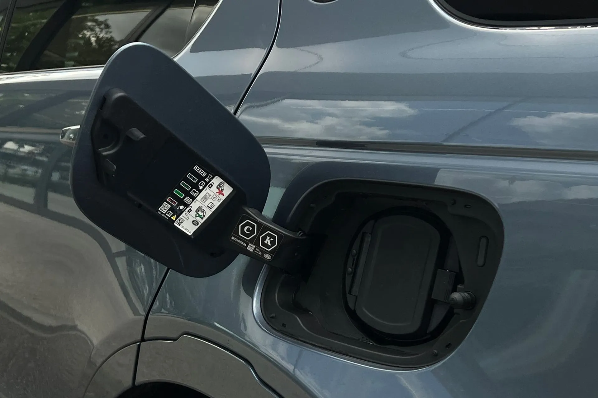 LAND ROVER DISCOVERY SPORT thumbnail image number 24