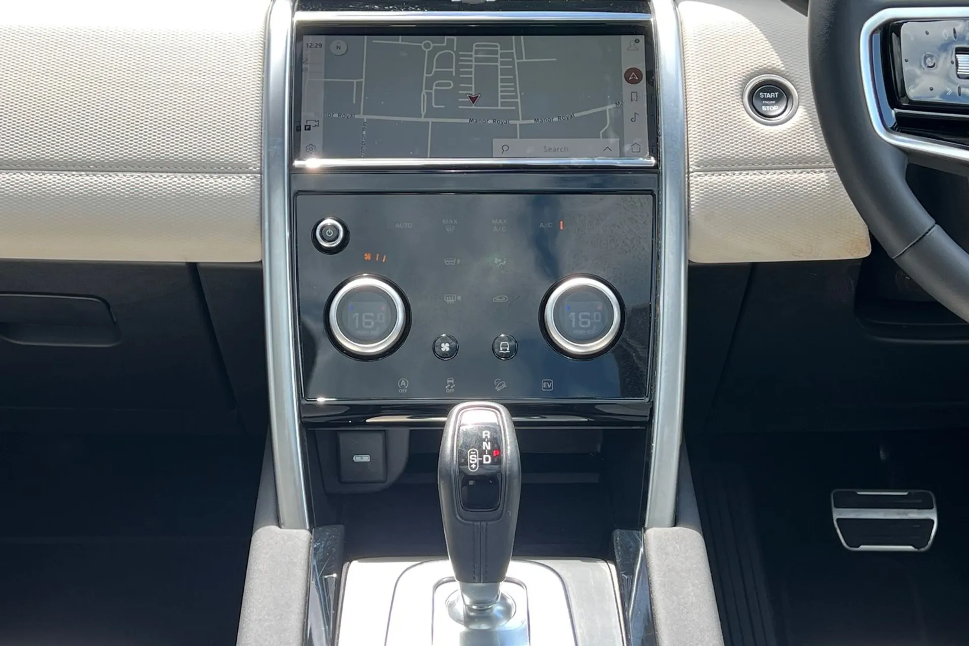 LAND ROVER DISCOVERY SPORT thumbnail image number 27