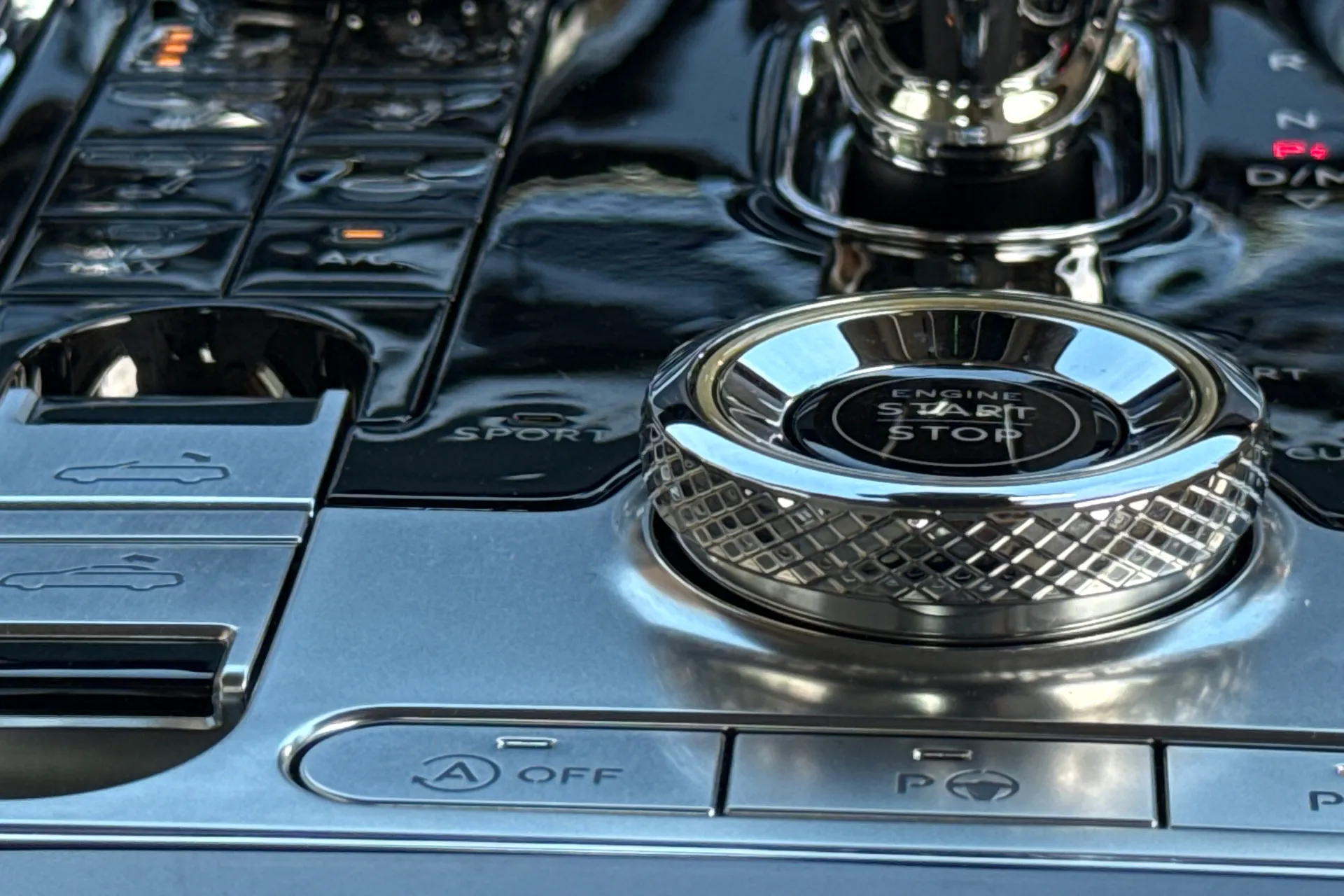 Bentley CONTINENTAL GTC thumbnail image number 40