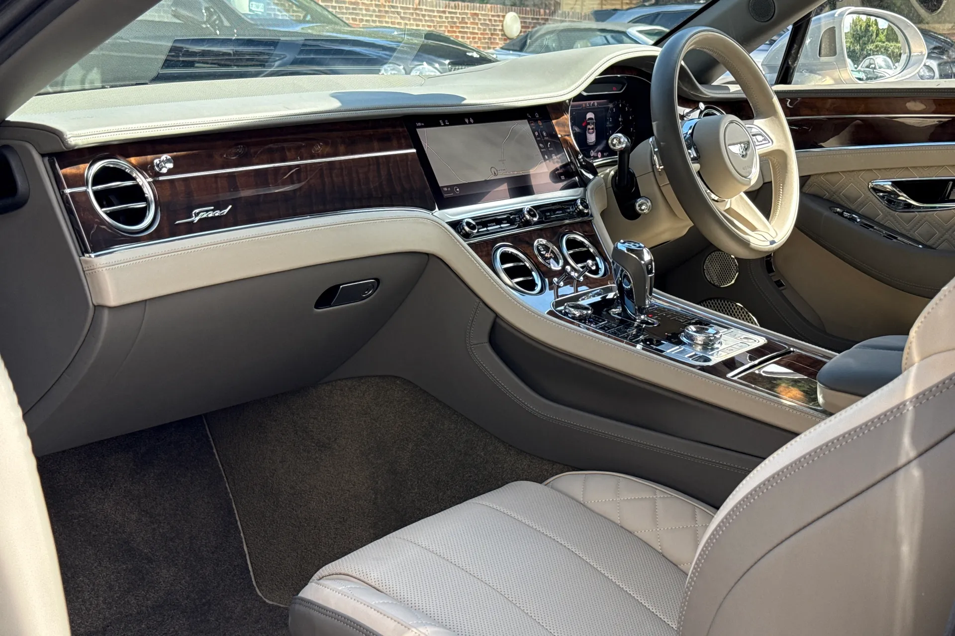 Bentley CONTINENTAL GTC thumbnail image number 46