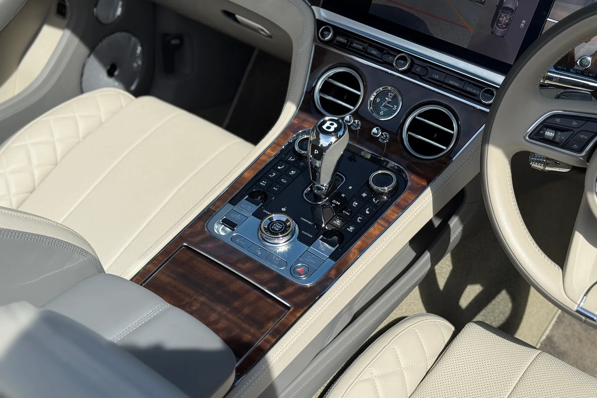 Bentley CONTINENTAL GTC thumbnail image number 28