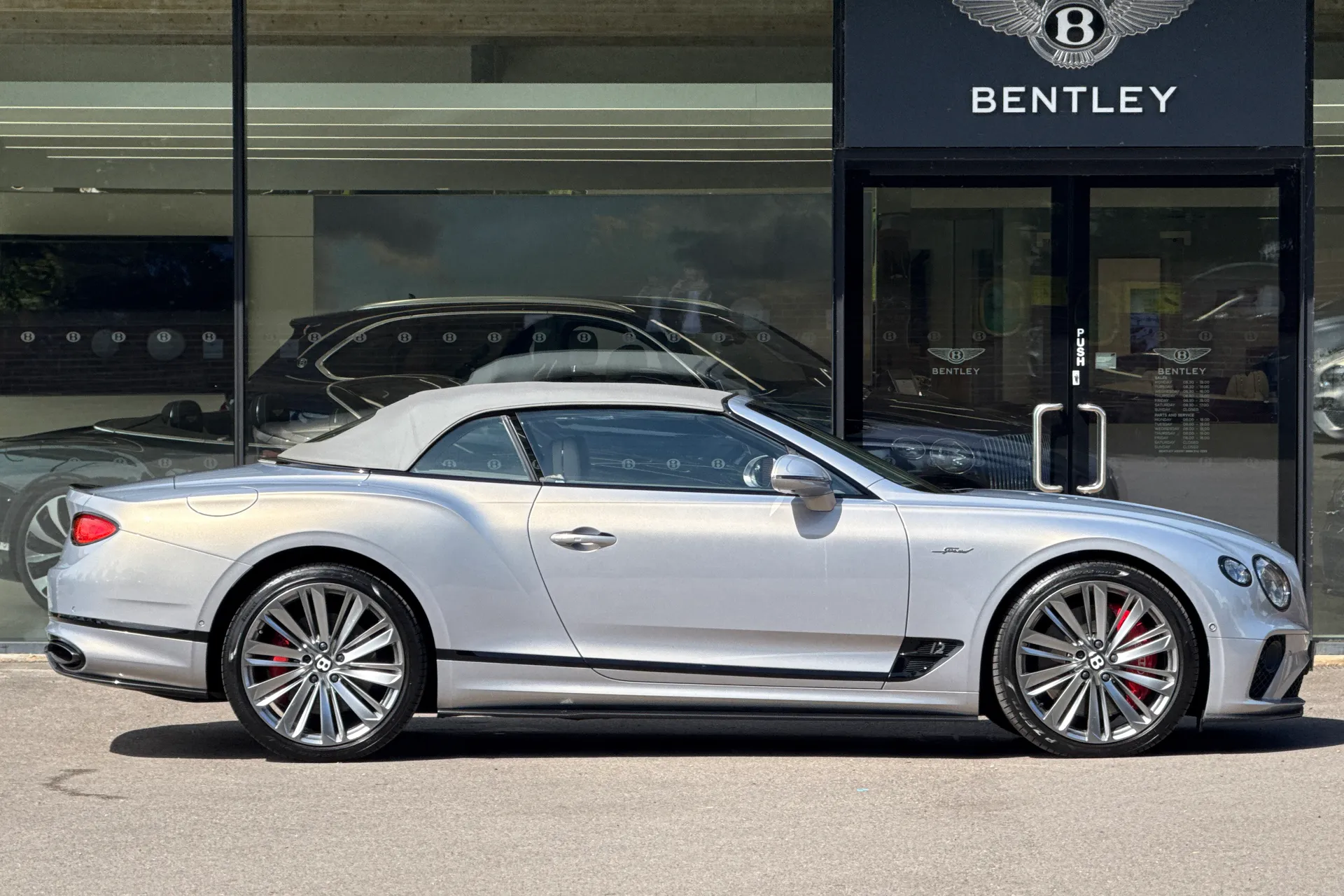 Bentley CONTINENTAL GTC thumbnail image number 50