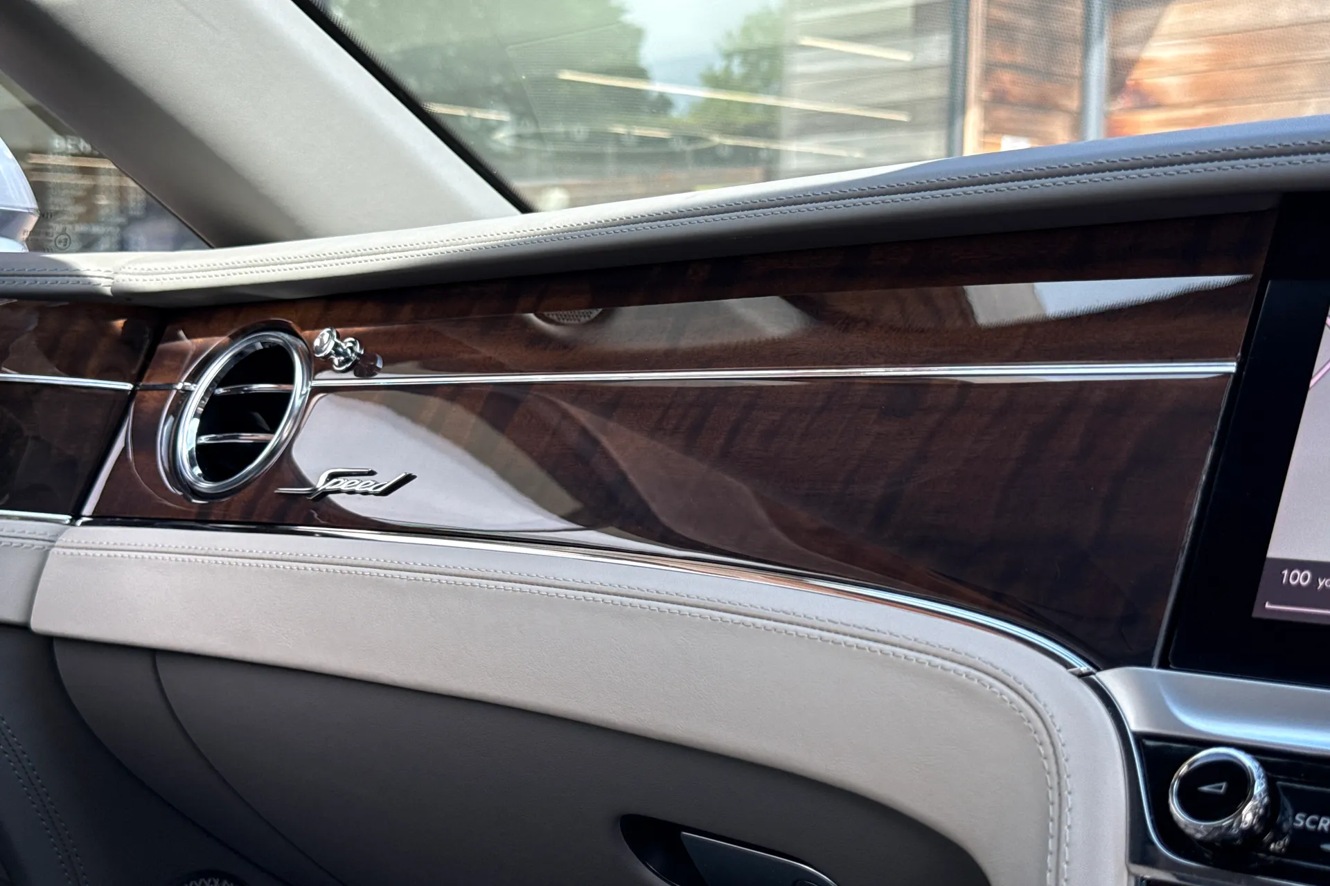 Bentley CONTINENTAL GTC thumbnail image number 58