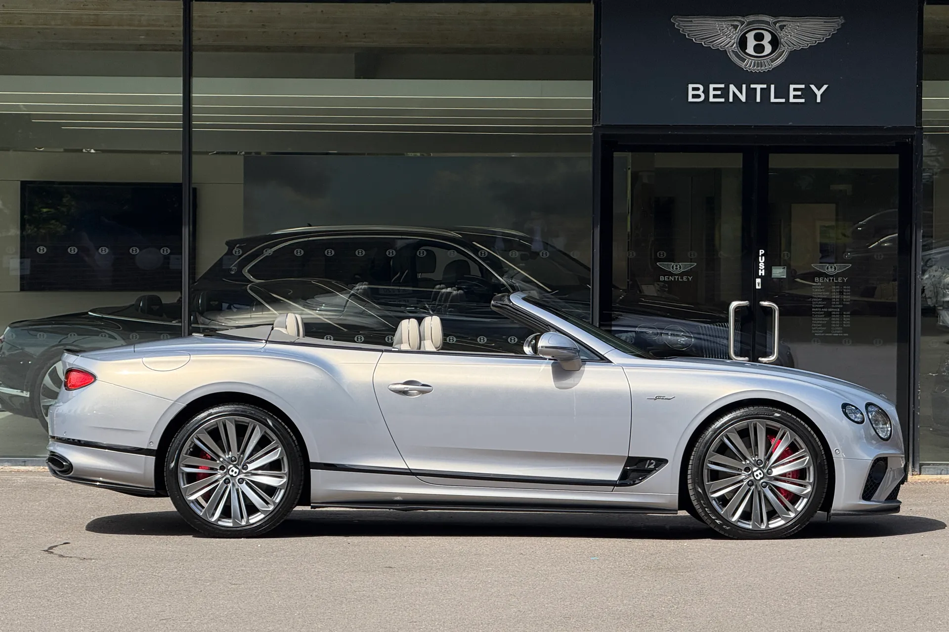 Bentley CONTINENTAL GTC thumbnail image number 2