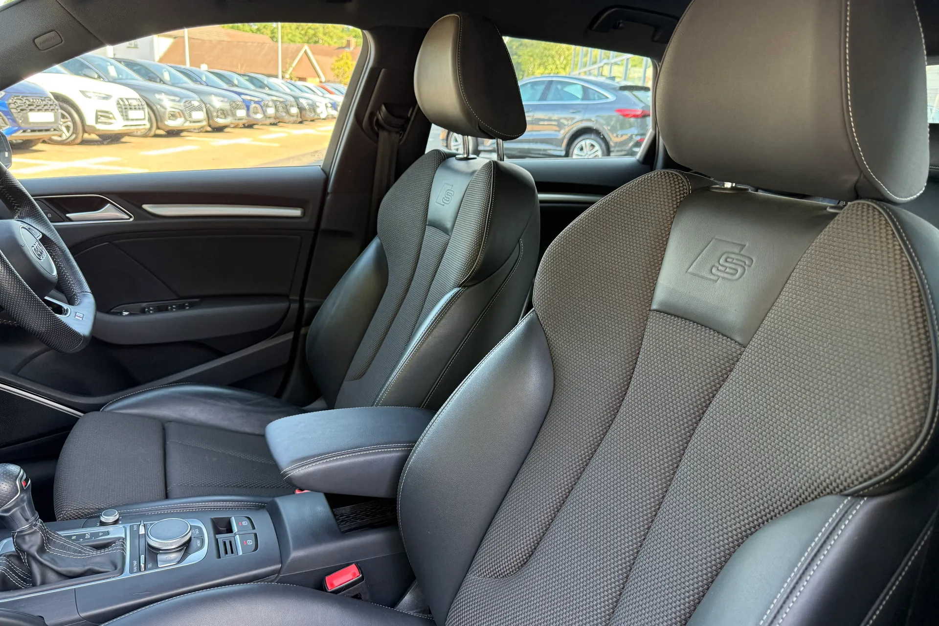 Audi A3 thumbnail image number 47